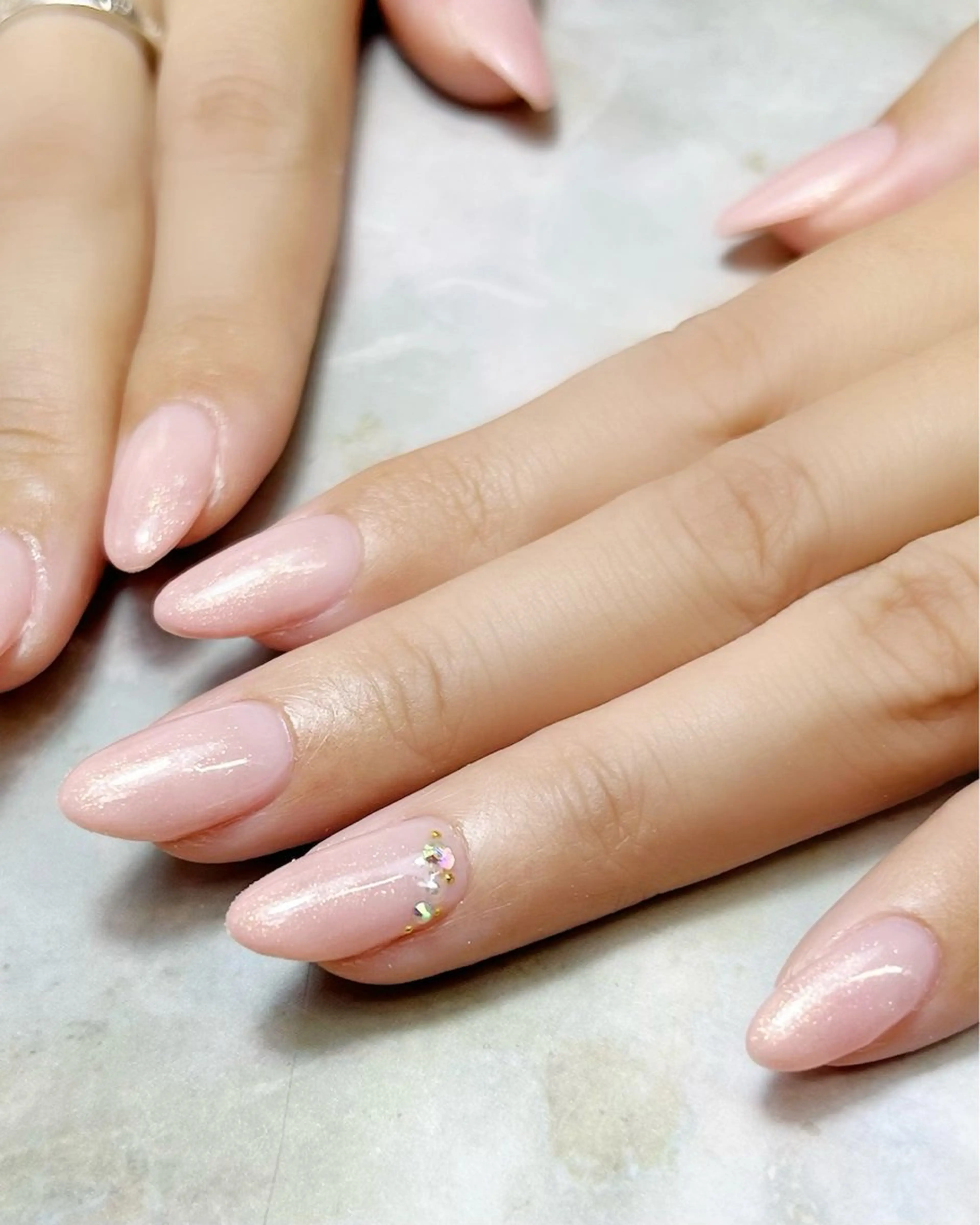 ネイル ラメ(グリッター) シンプルネイル ストーンネイル ハンドネイル rii 　nail所属・rii  nail rikoのネイルデザイン