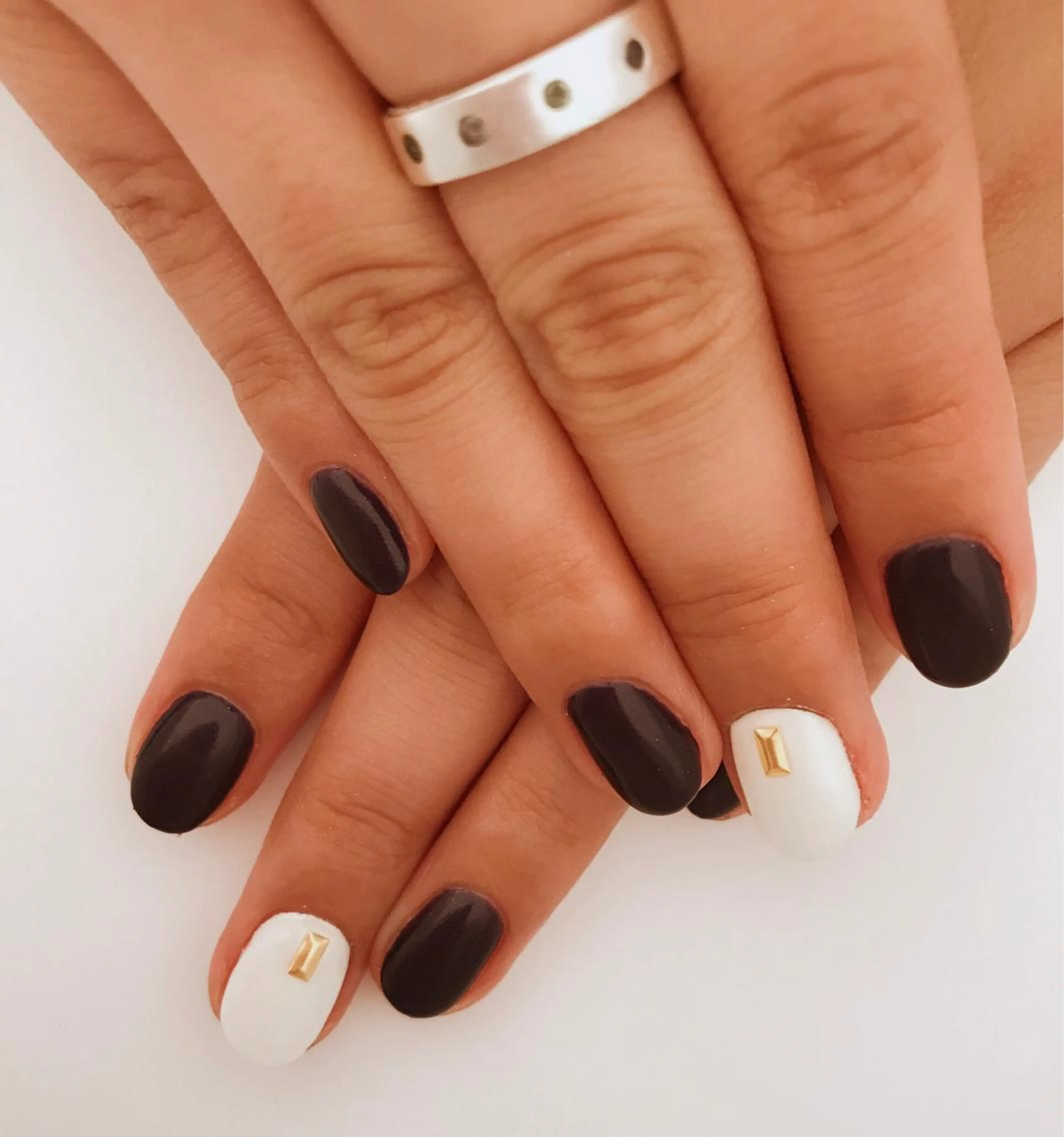 ネイル ワンカラーネイル a yakaのネイルデザイン