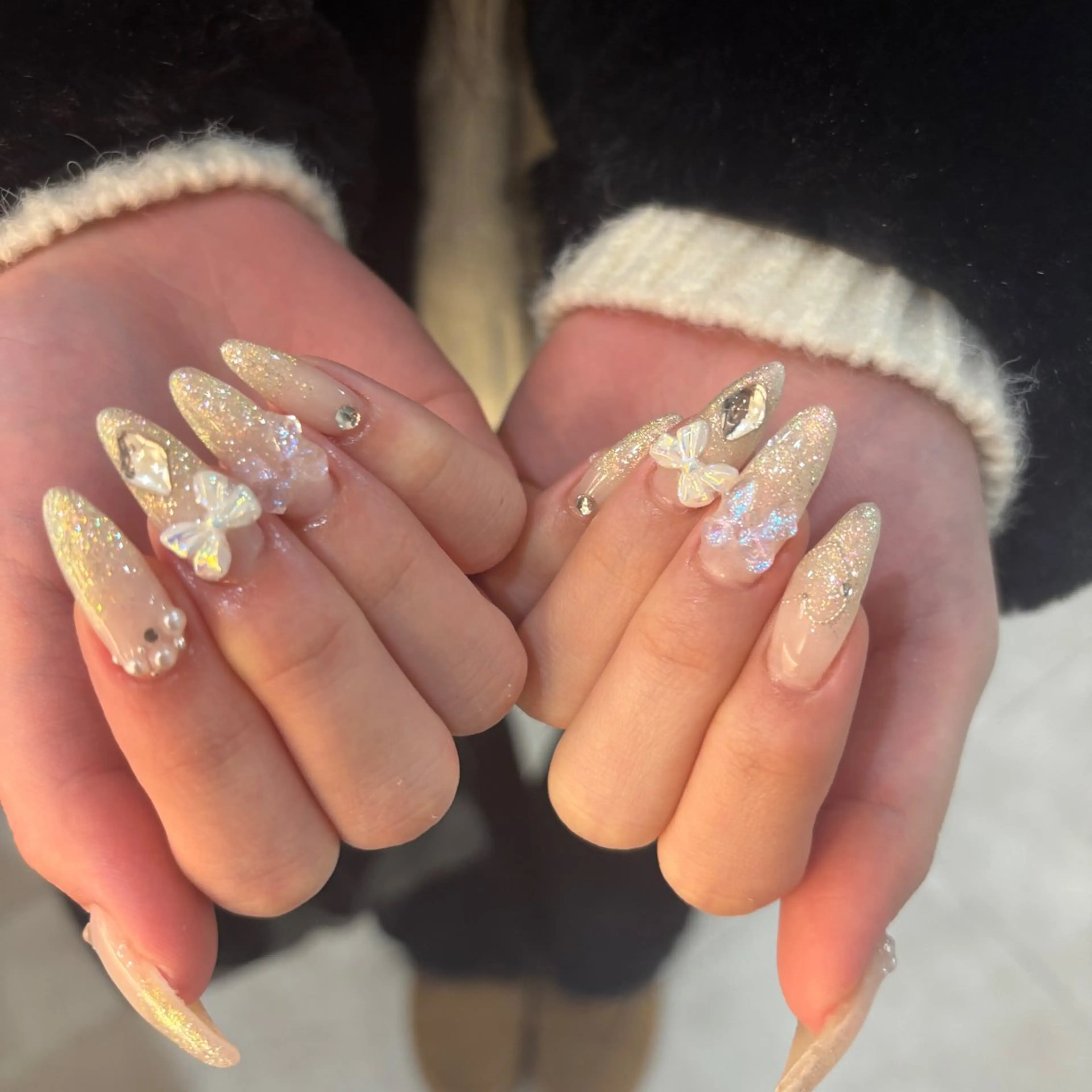 ネイル ハンドネイル フットネイル 栗田 ゆう子のネイルデザイン