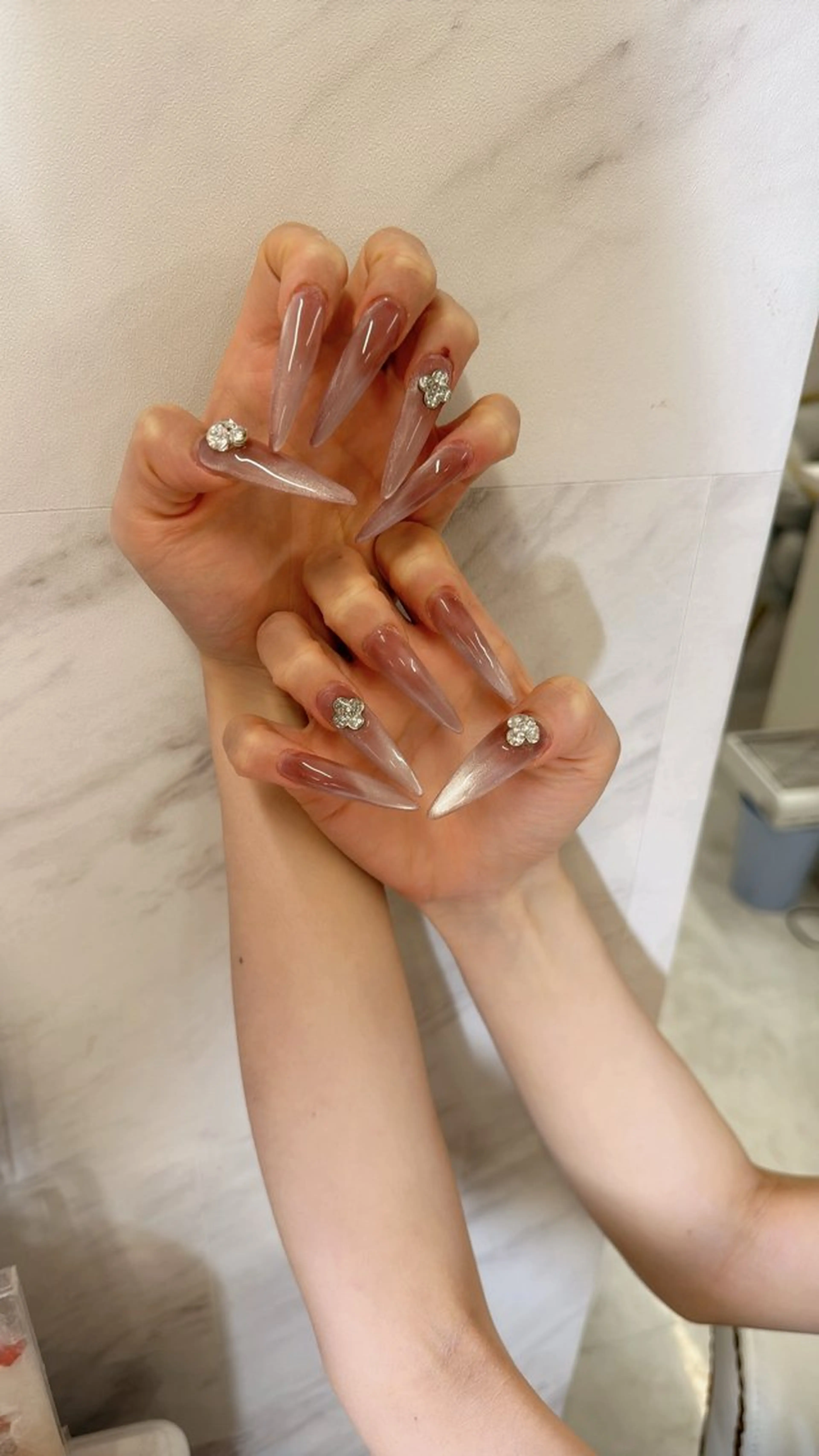 ネイル 💎Guarendo💎錦糸町店所属・✨アン ミユ✨のネイルデザイン