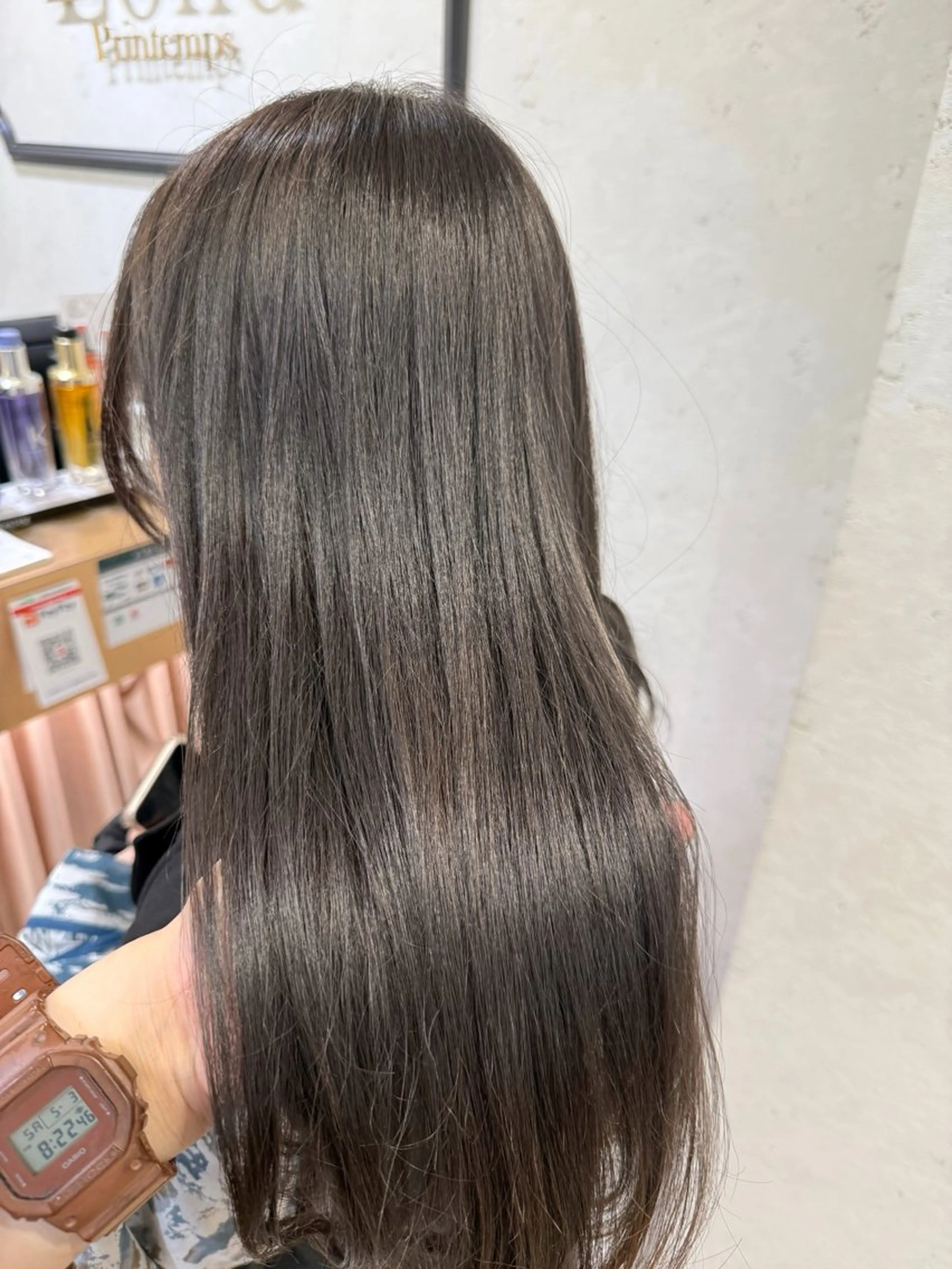 ロング カラー ブリーチ ブラウンカラー ダブルカラー グレージュ ブリーチなしカラー 透明感カラー│ レイヤーヘア中居美樹のヘアスタイル