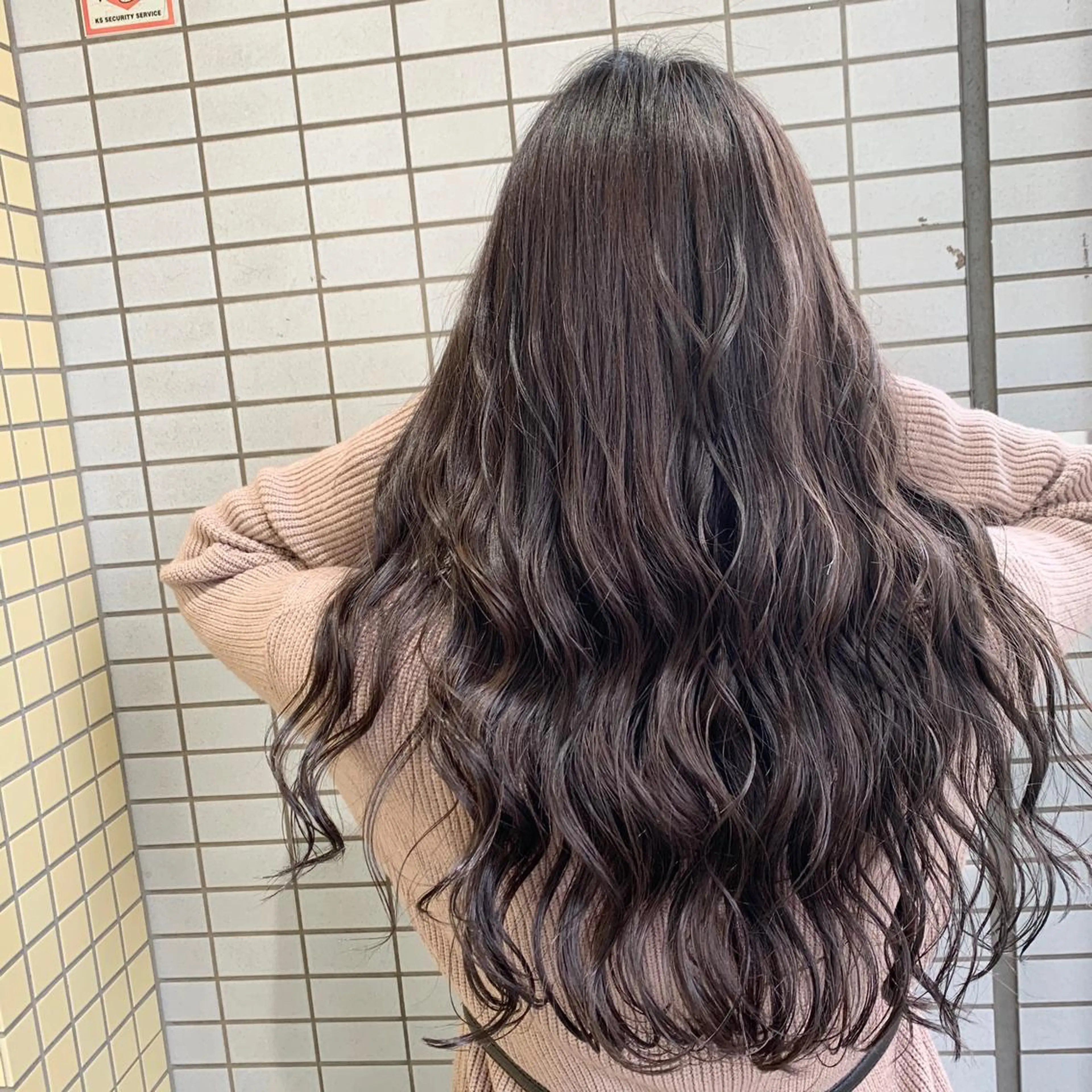 ロング カラー アッシュ ブラウンカラー ピンクカラー ピンクブラウン mimiiy梅田 中崎町ハイトーンのヘアスタイル