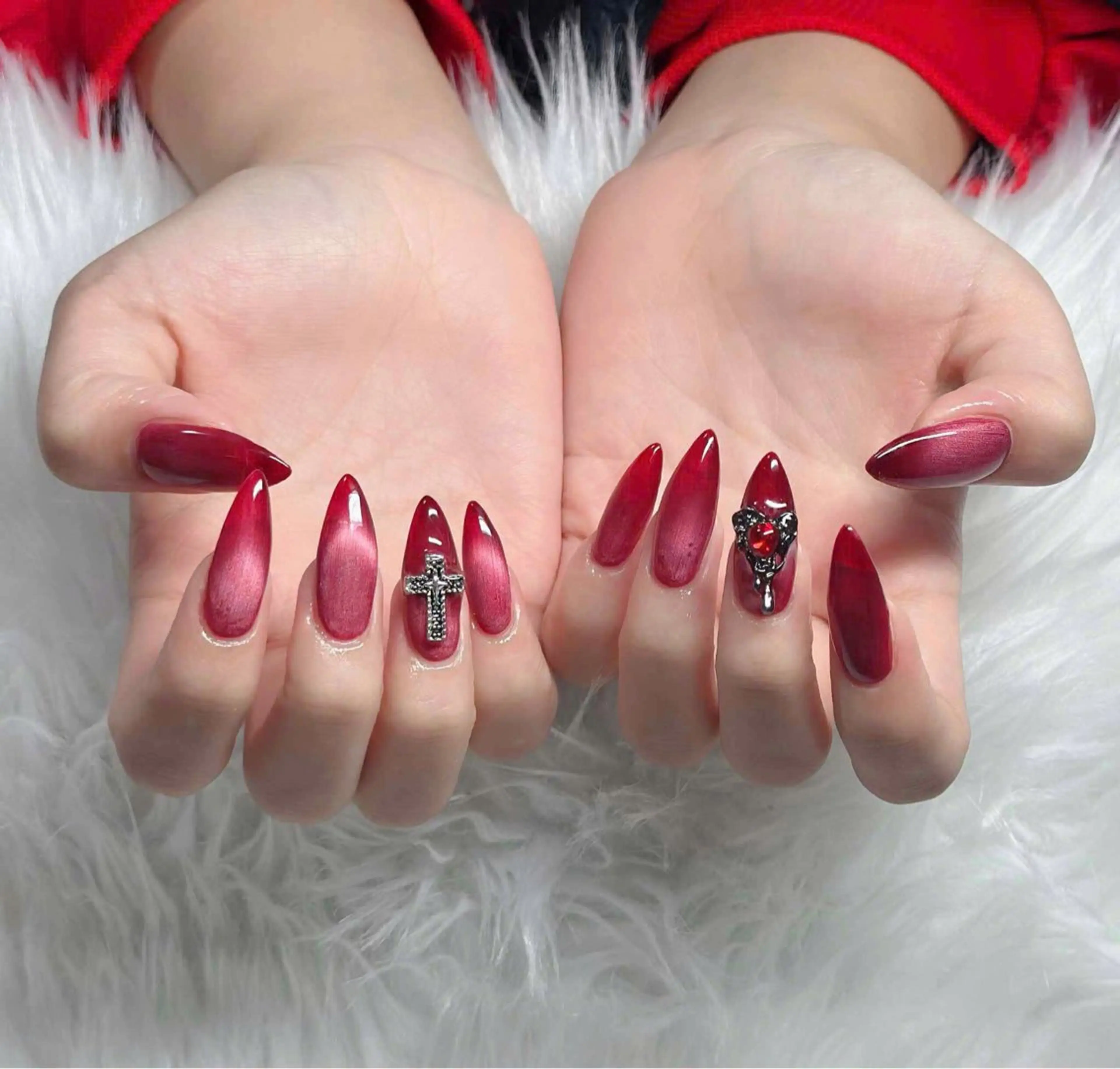 ネイル オーロラネイル フレンチネイル ジェルネイル ハロウィン キラキラネイル ハンドネイル Hbaby nailのネイルデザイン