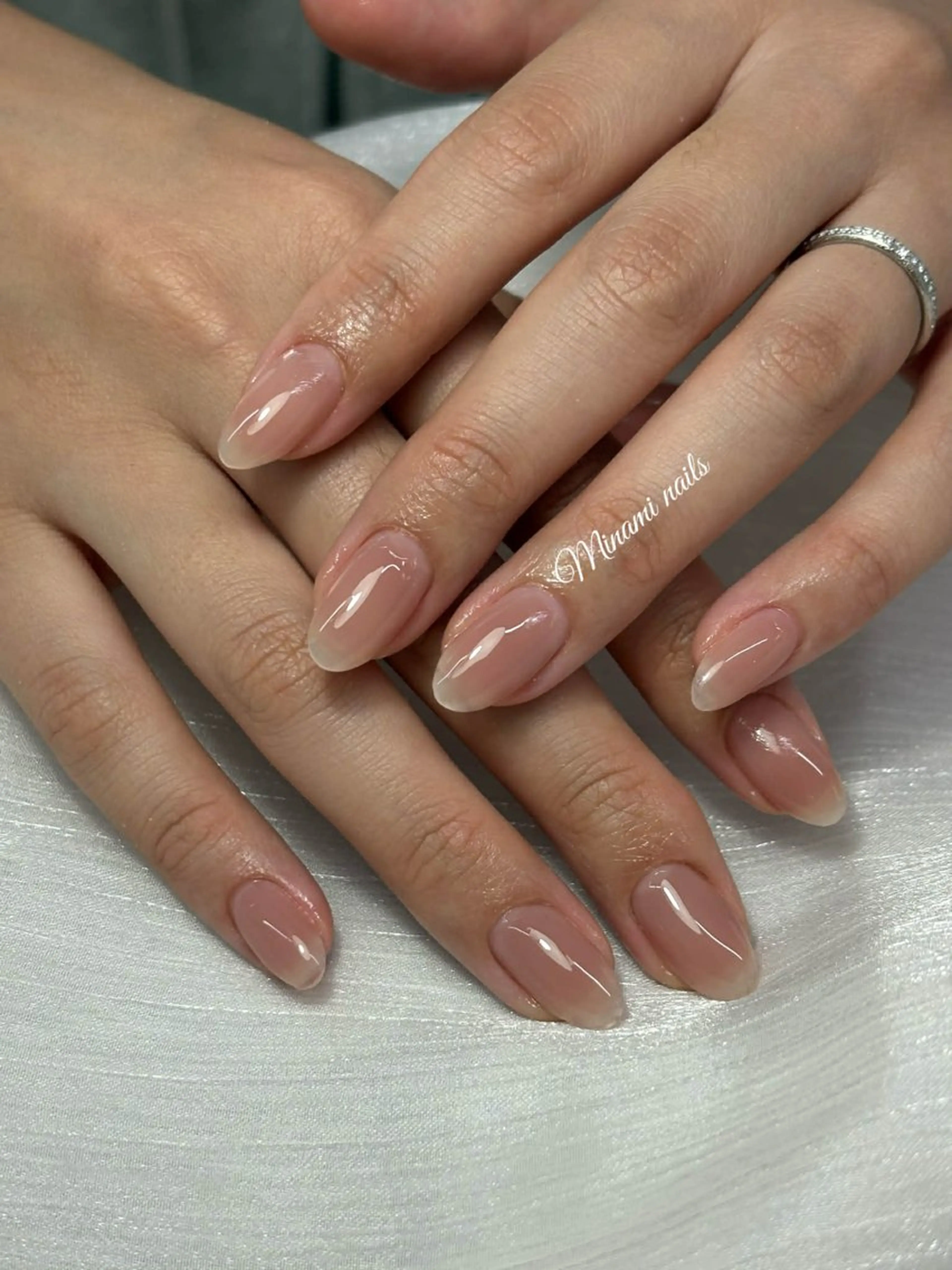 ネイル アートネイル オーロラネイル ガーリー キラキラネイル 韓国ネイル ハンドネイル Minami Nailsのネイルデザイン