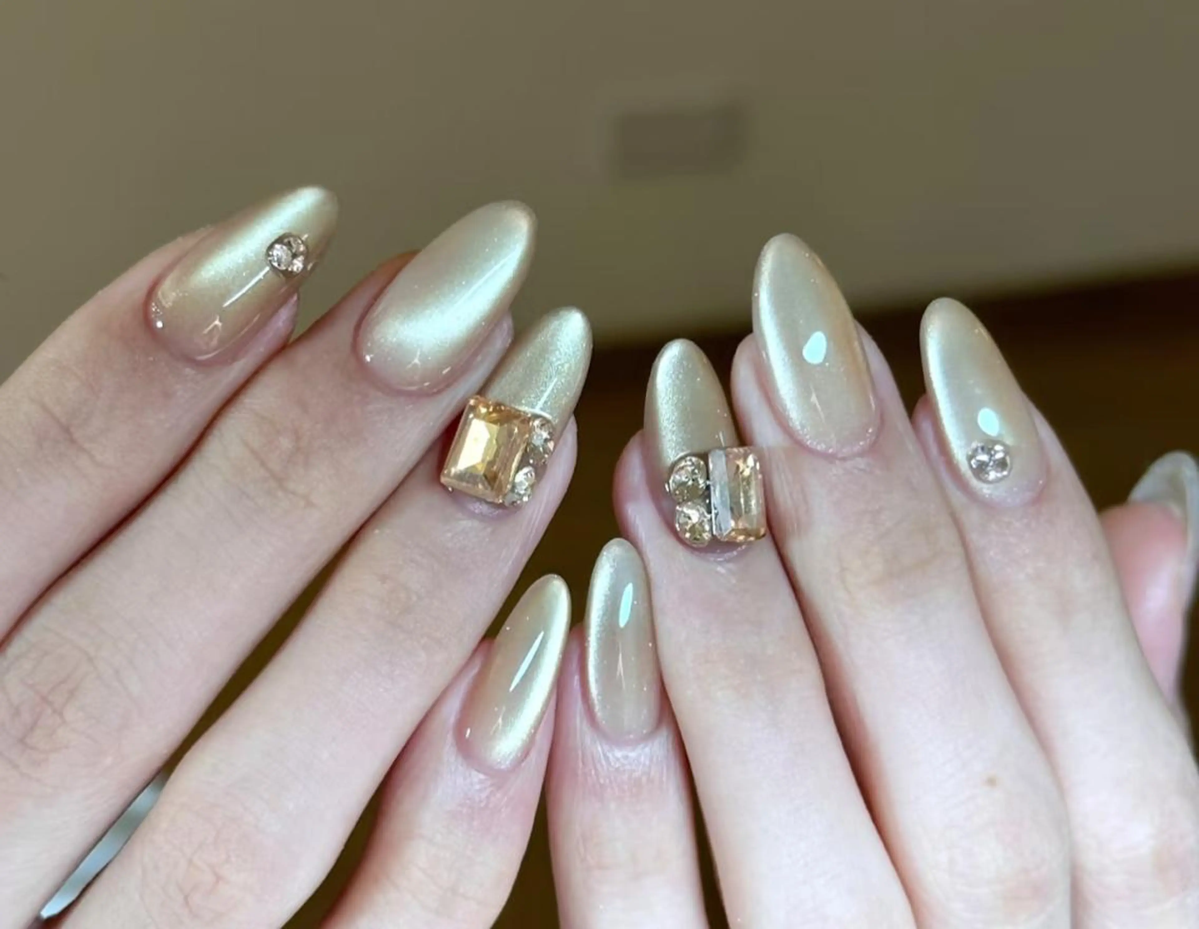 ネイル ハンドネイル ハンドケア 🍑 momo_nailのネイルデザイン