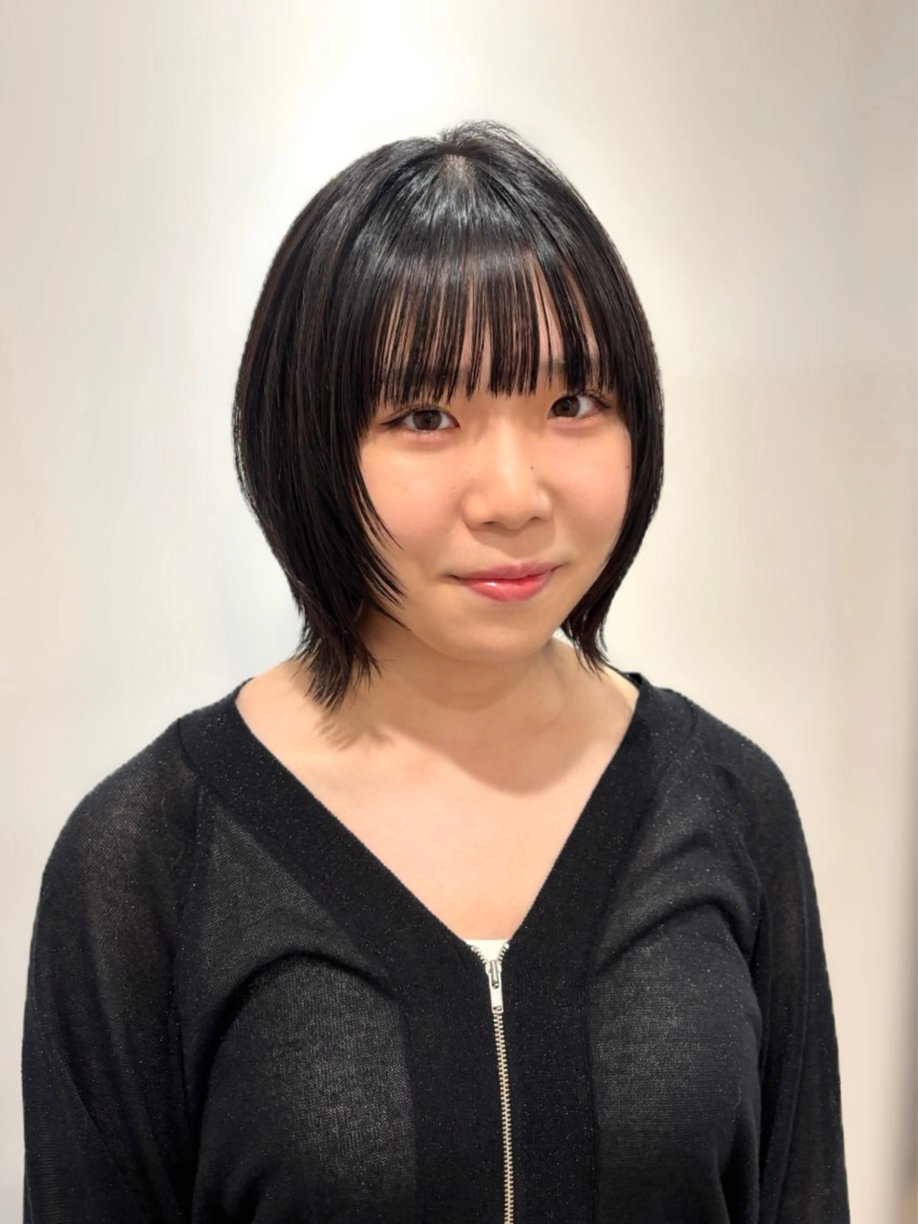 ミディアム カラー カット ヘアカラー トリートメント ハイトーン/ウルフ/ レイヤー/Asukaのヘアスタイル