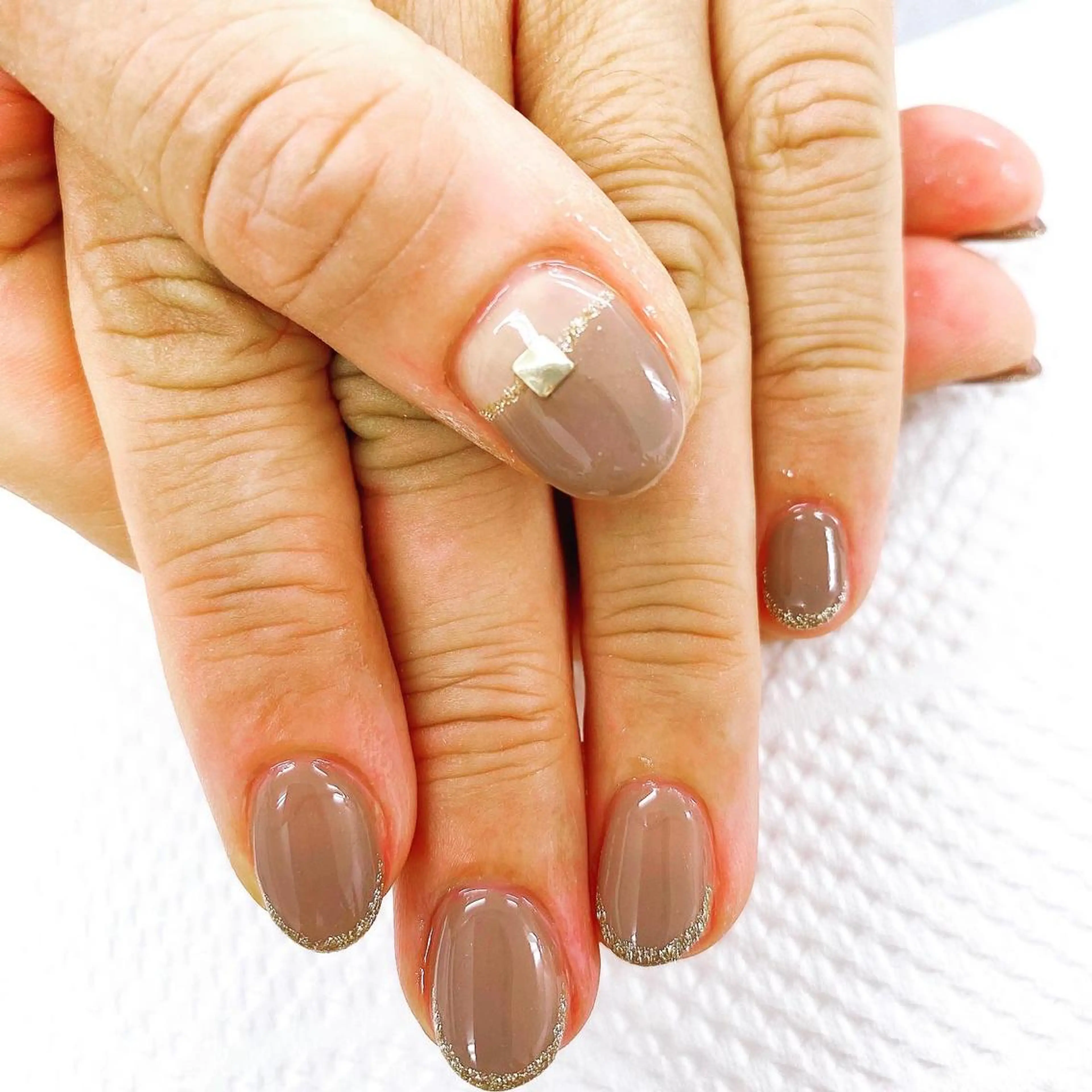 ネイル アートネイル ラメ(グリッター) N._._.claw[エヌクロー]所属・N._._. clawのネイルデザイン