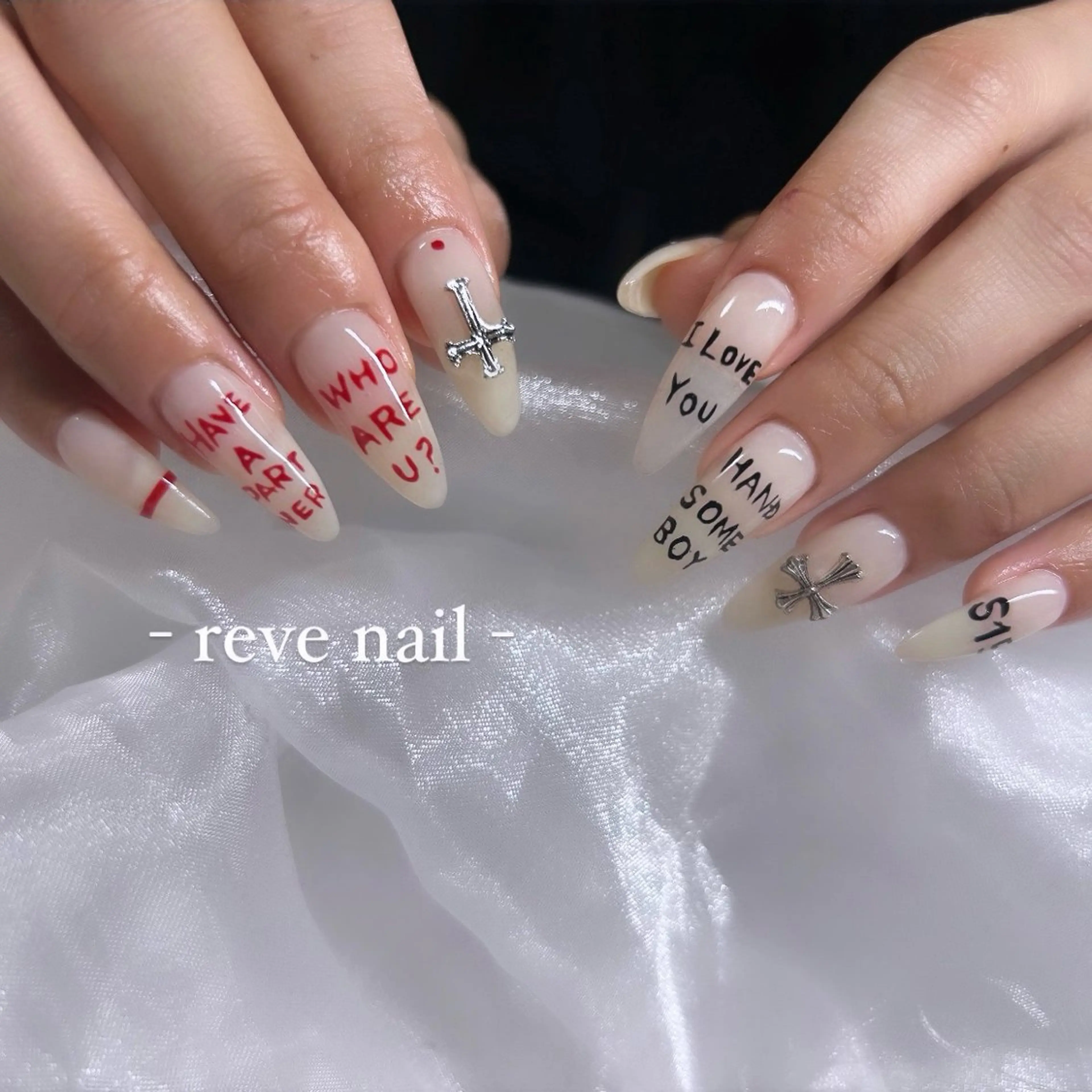 ネイル リボン ハンドネイル 門真市 三ツ島 reve nailのネイルデザイン