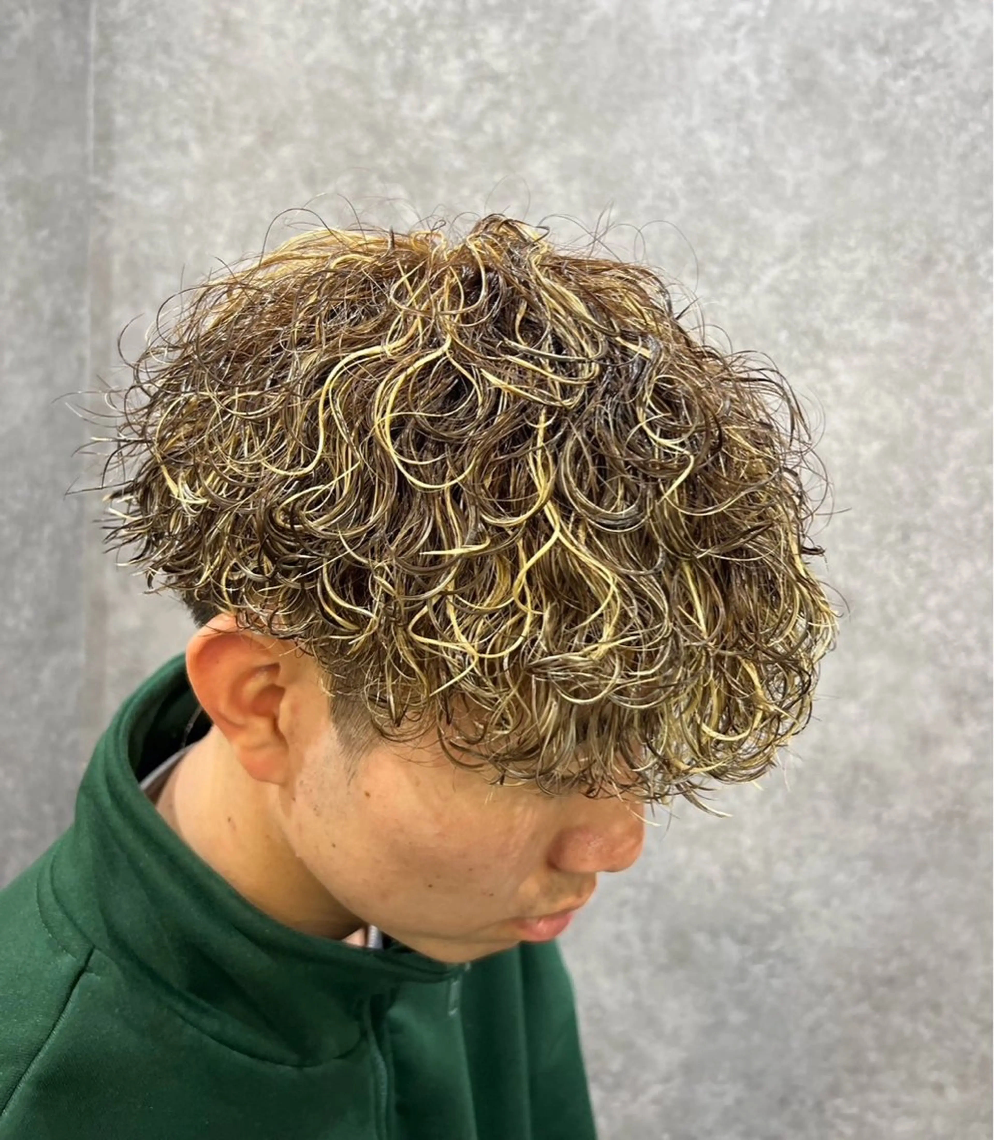 カット＋波巻きパーマ＋トリートメント🌵【メンズ新規限定‼️期間限定特別価格💎】の写真