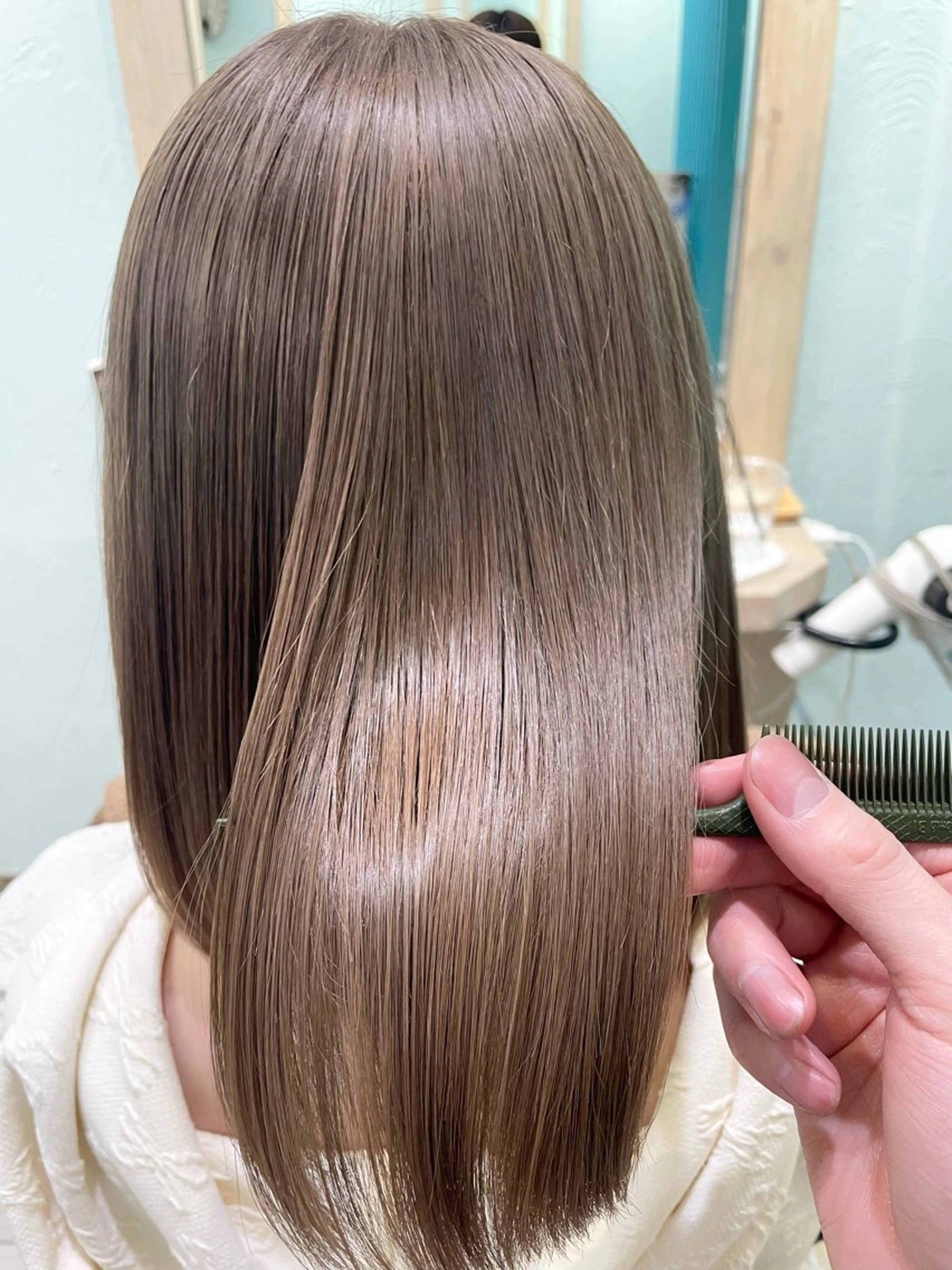 ミディアム カラー 髪質改善 カット ヘアカラー トリートメント 佐藤 魁人のヘアスタイル