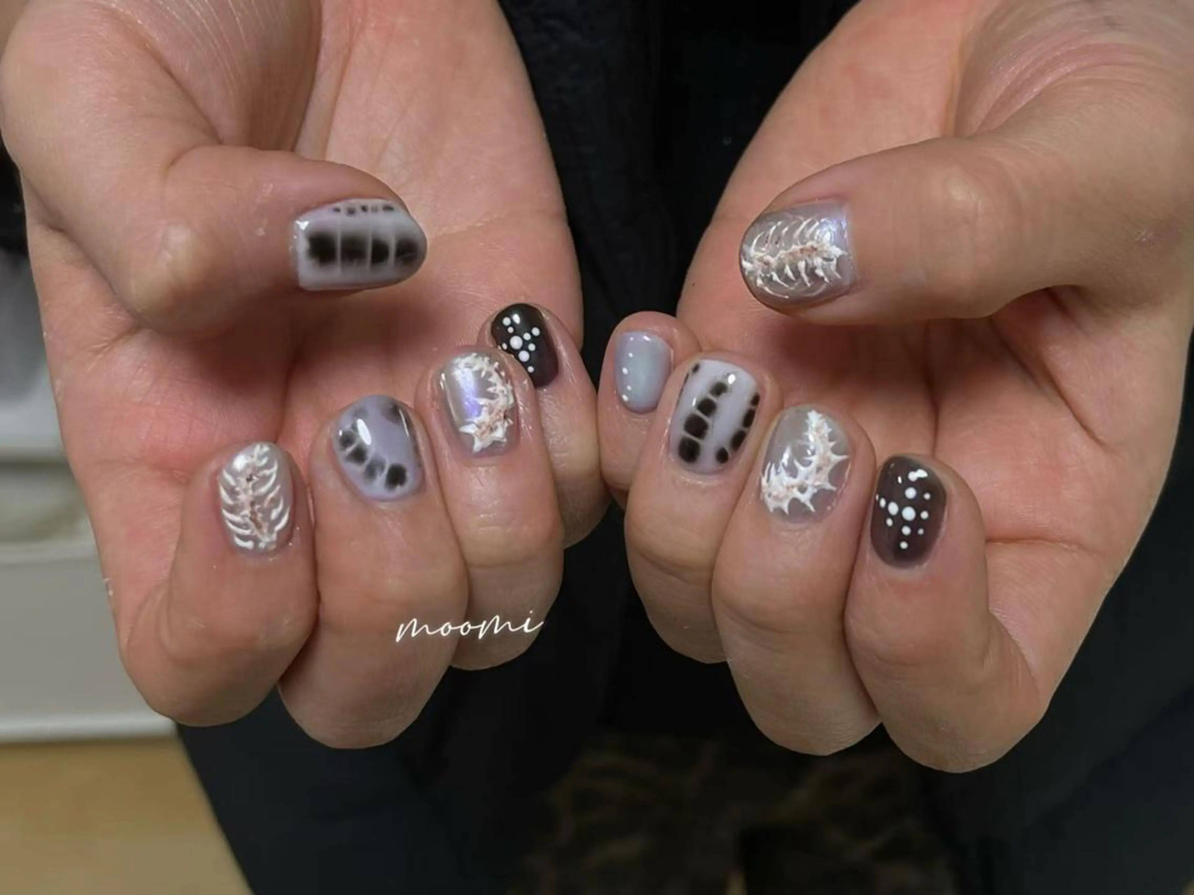 ネイル 長さ出し ジェルネイル グラデーション 韓国ネイル マグネットネイル moomi nail スカルプ専門のネイルデザイン