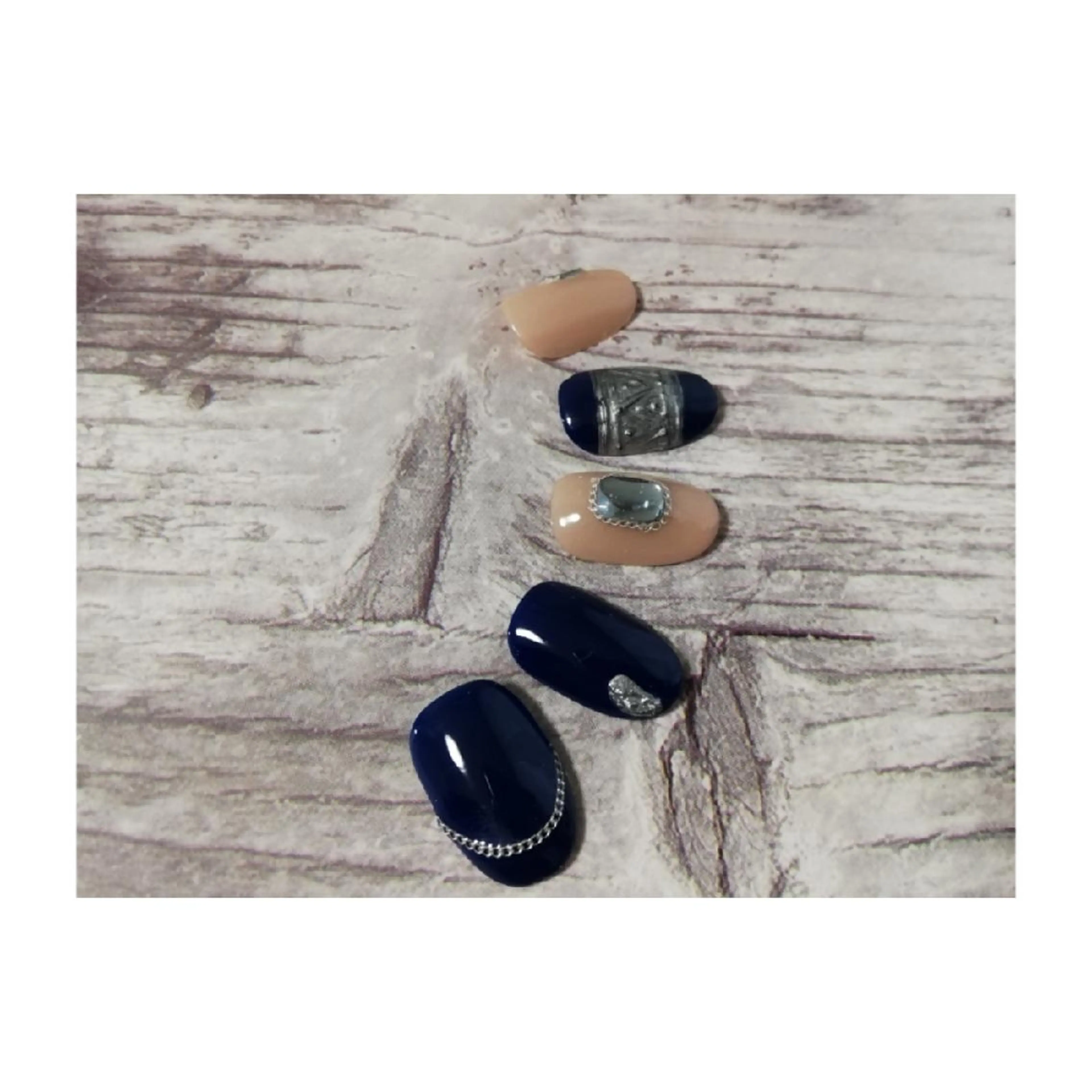 ネイル newrandas hitomiのネイルデザイン