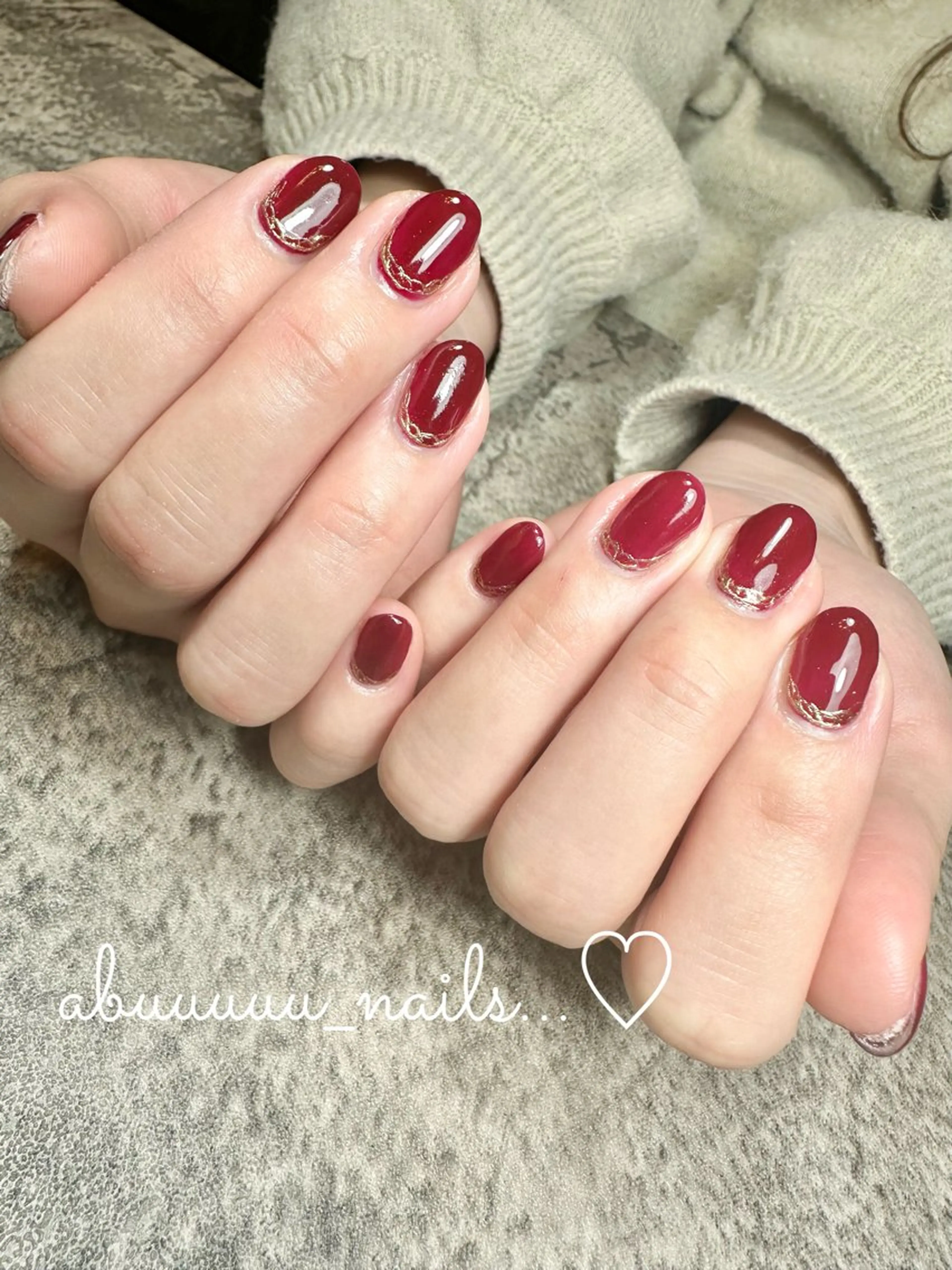 ネイル アートネイル ゴージャス ミラーネイル 赤色 シンプルネイル abuuuuu nailsのネイルデザイン