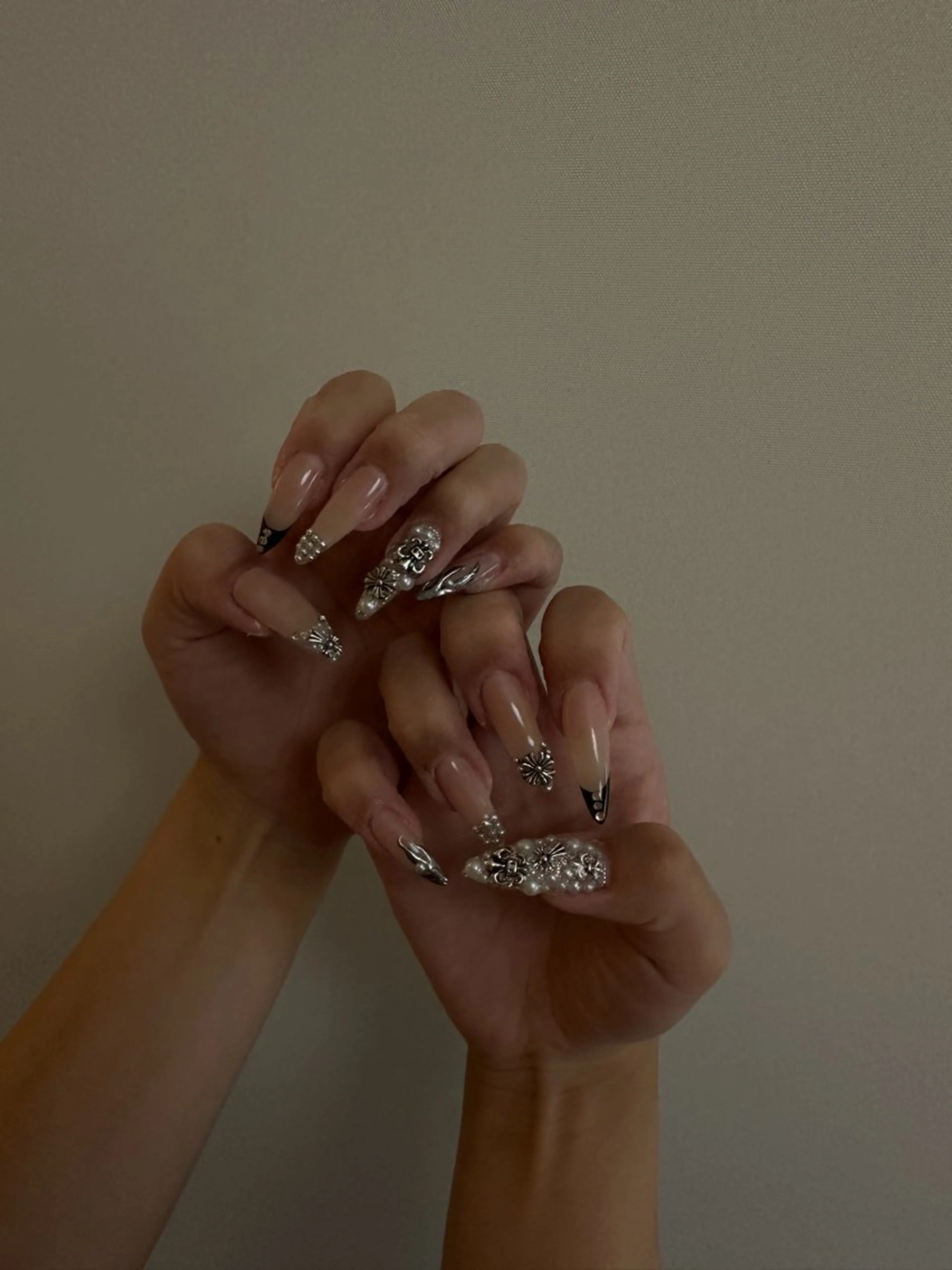 ネイル ハンドネイル LoveOrchid所属・愛蘭 西明石ネイルのネイルデザイン