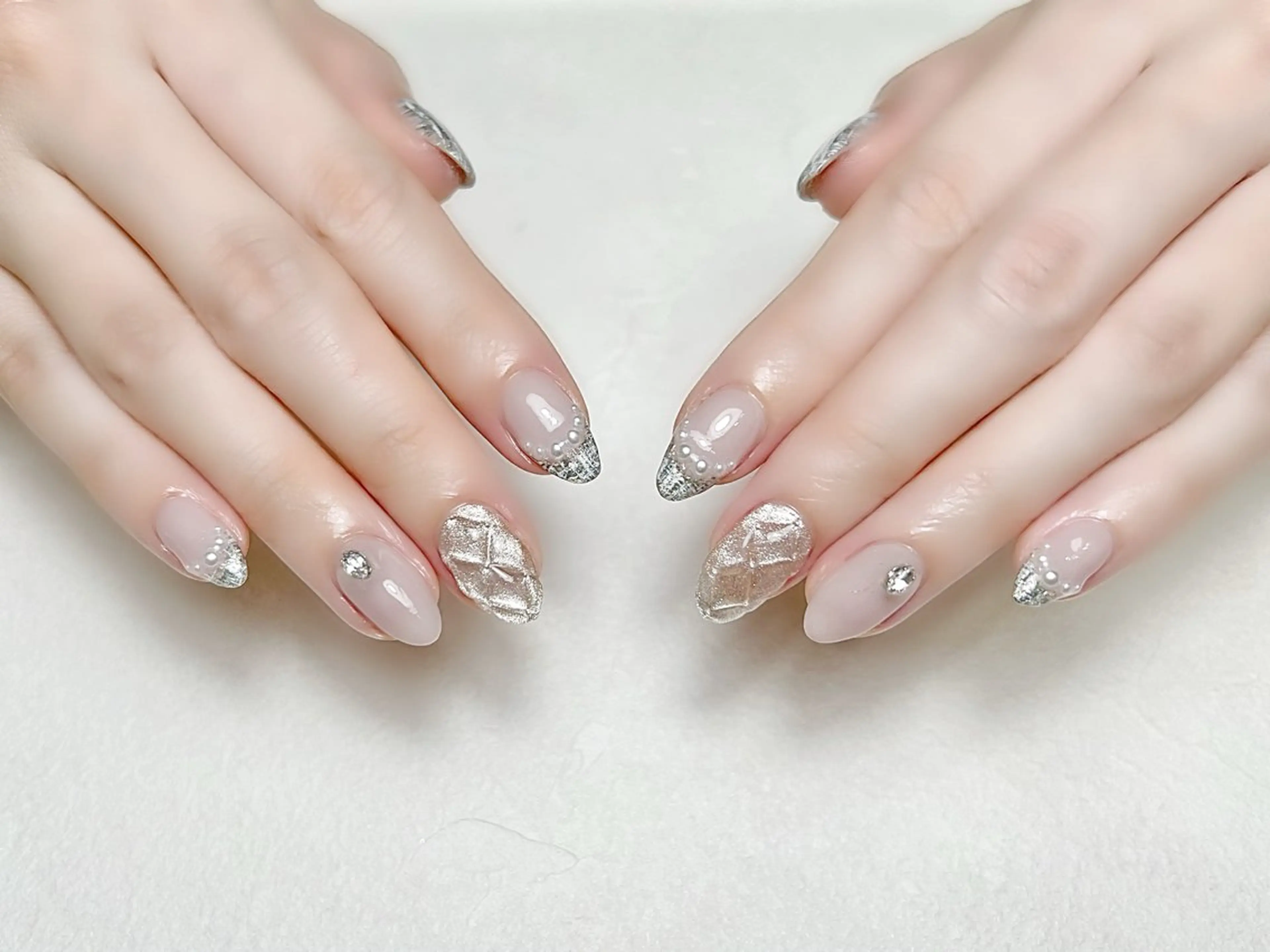 ネイル ガーリー キラキラネイル 韓国ネイル ツイードネイル ワンホンネイル rouse nail RISATOのネイルデザイン