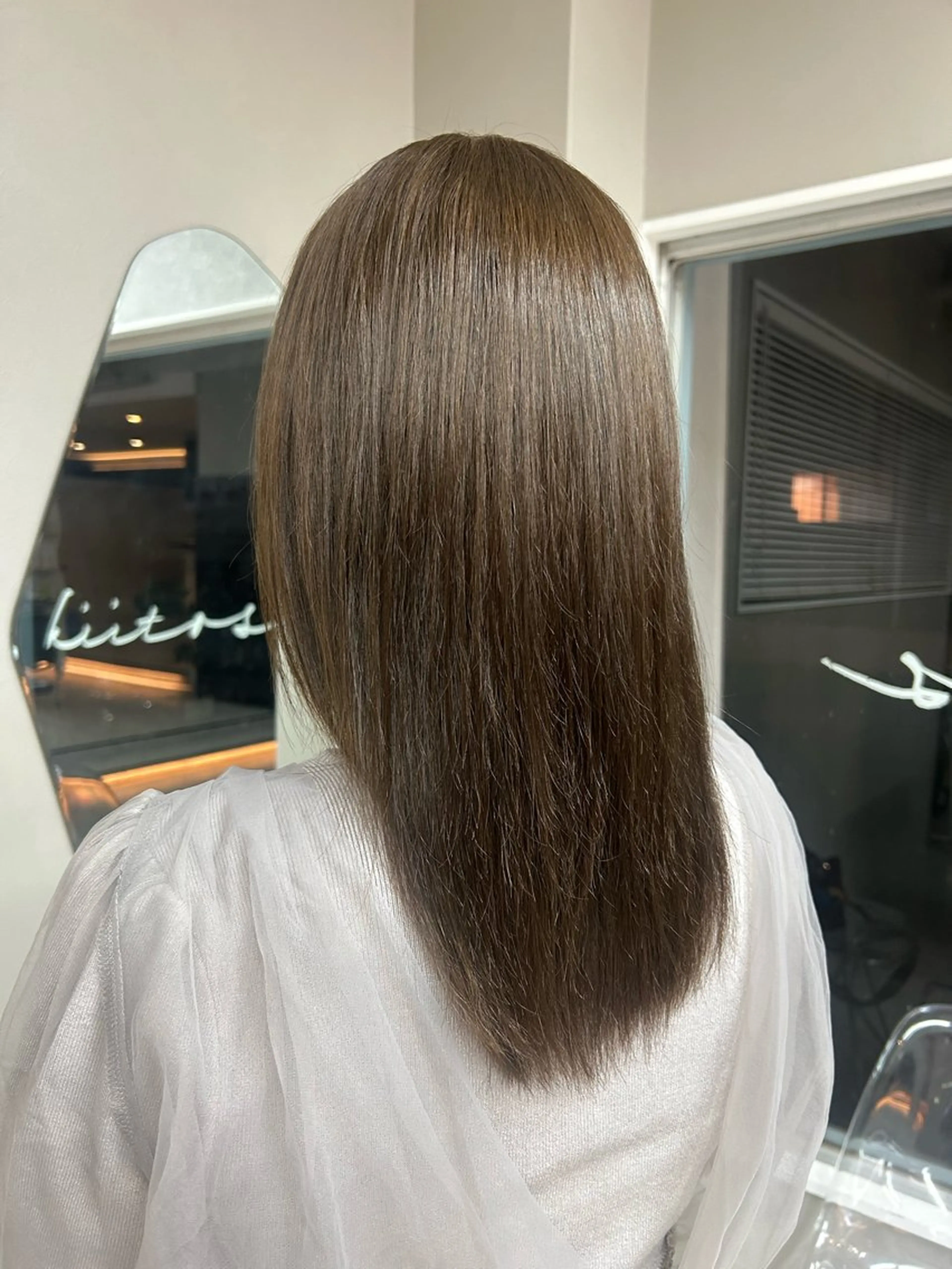 セミロング カラー グレージュ オリーブグレージュ オリーブグレー トリートメント ヘアカラー トリートメント ダイヤモンドリリーキートス所属・ひめな /透明感カラー/一宮のヘアスタイル