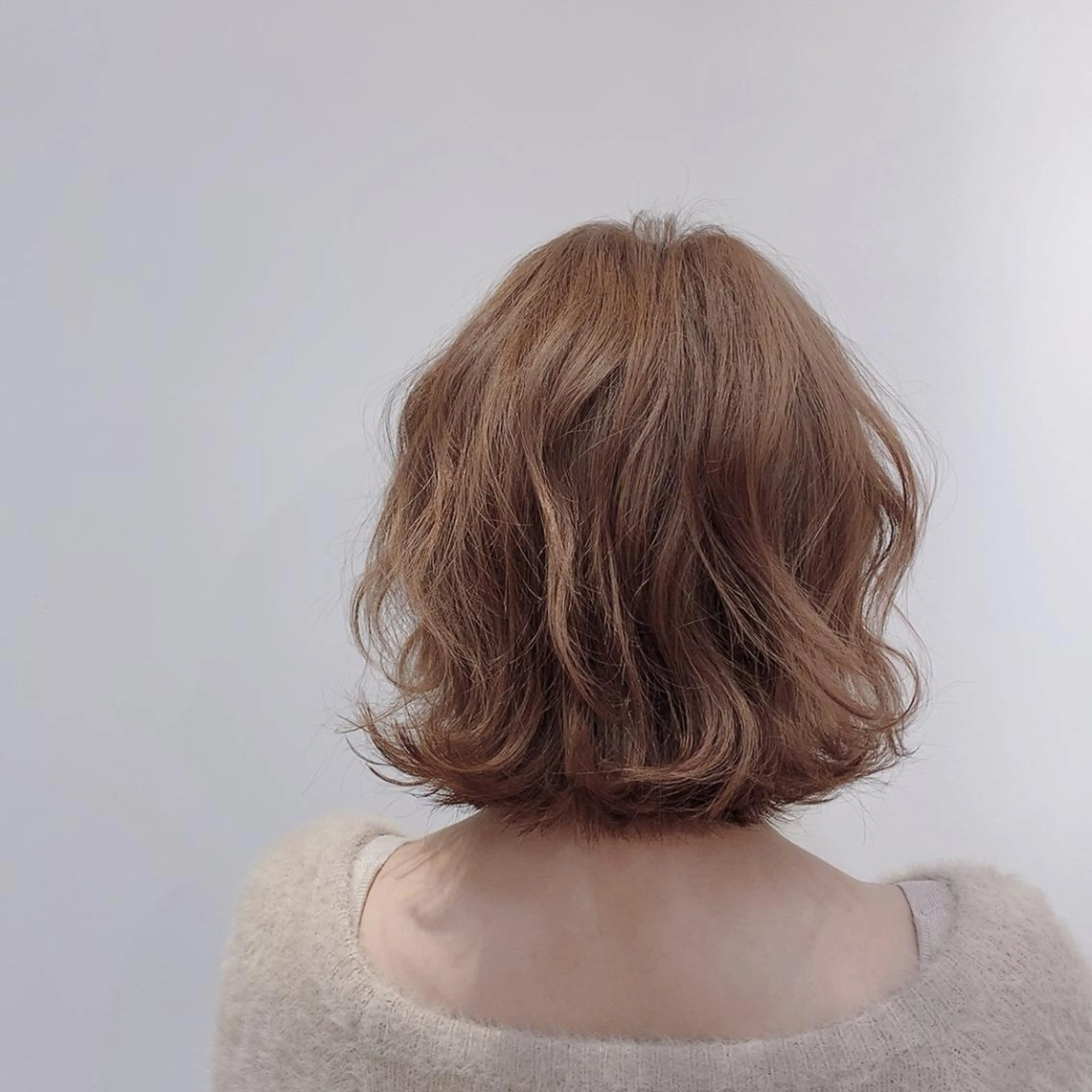 ミディアム 推しカラー🎨横浜 ブリーチ/ yuaのヘアスタイル