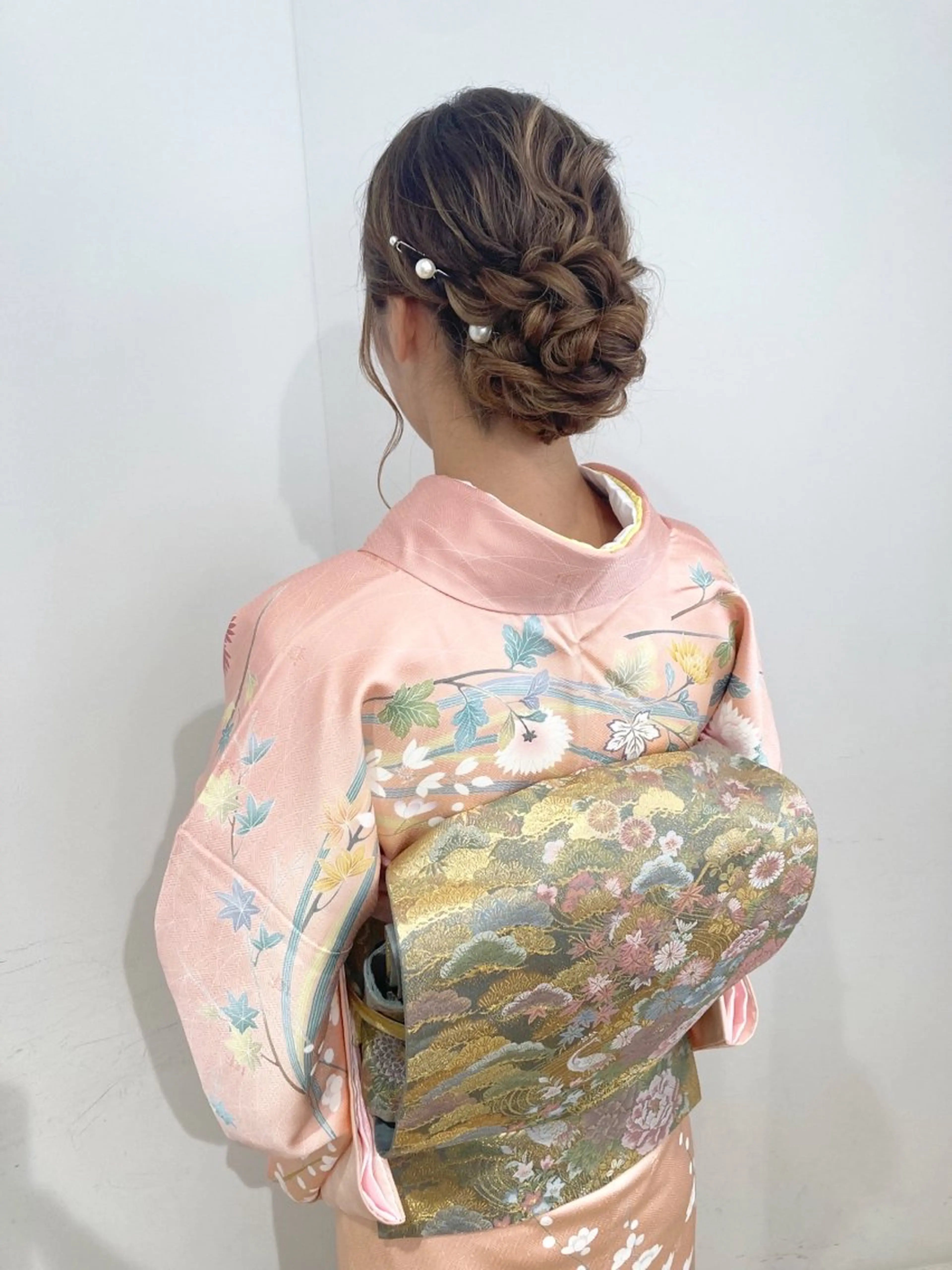 ハウス山下あやか 成人式カットカラーのヘアスタイル