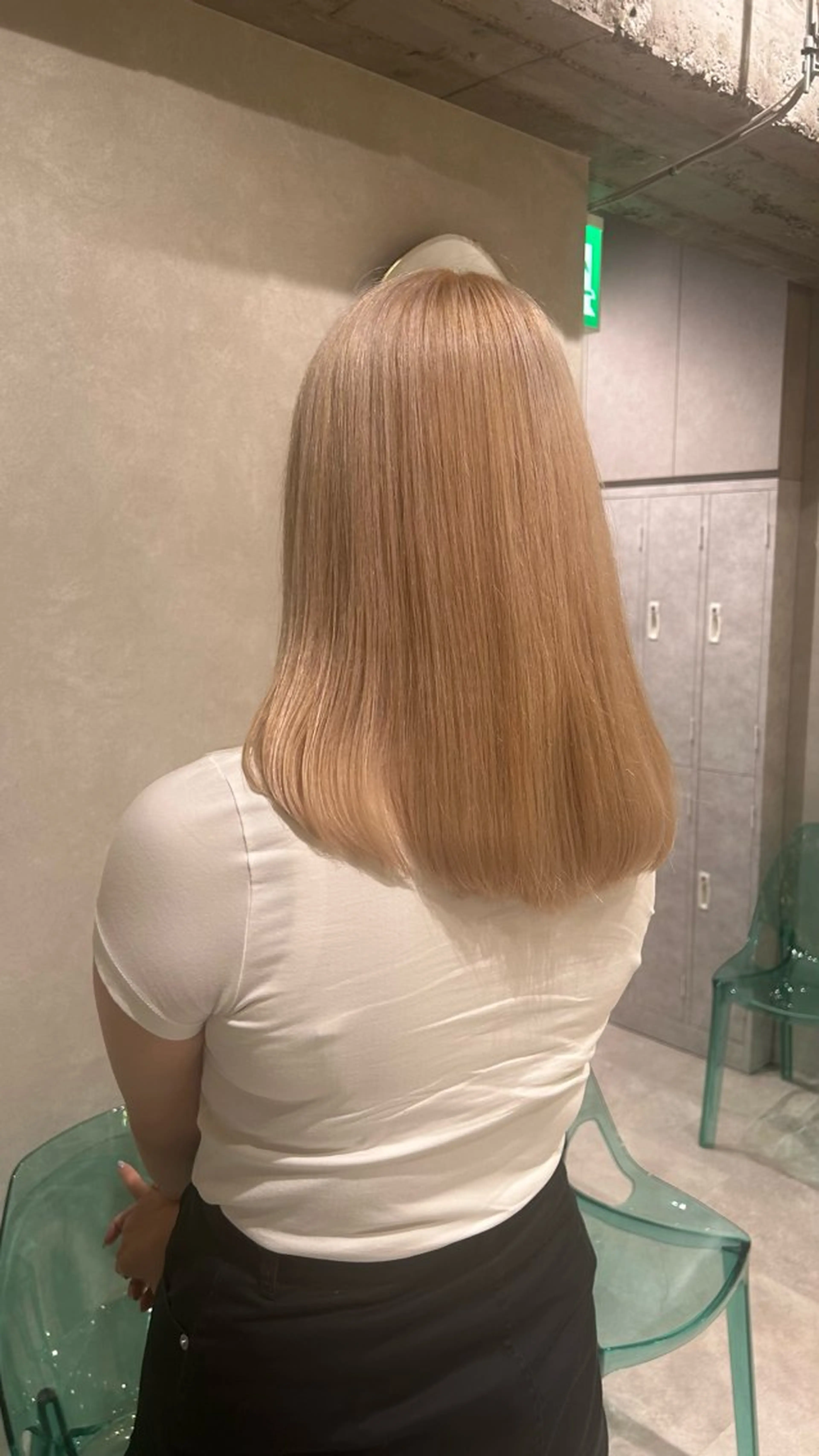 ミディアム 艶カラー レイヤーカット　ゆめのヘアスタイル