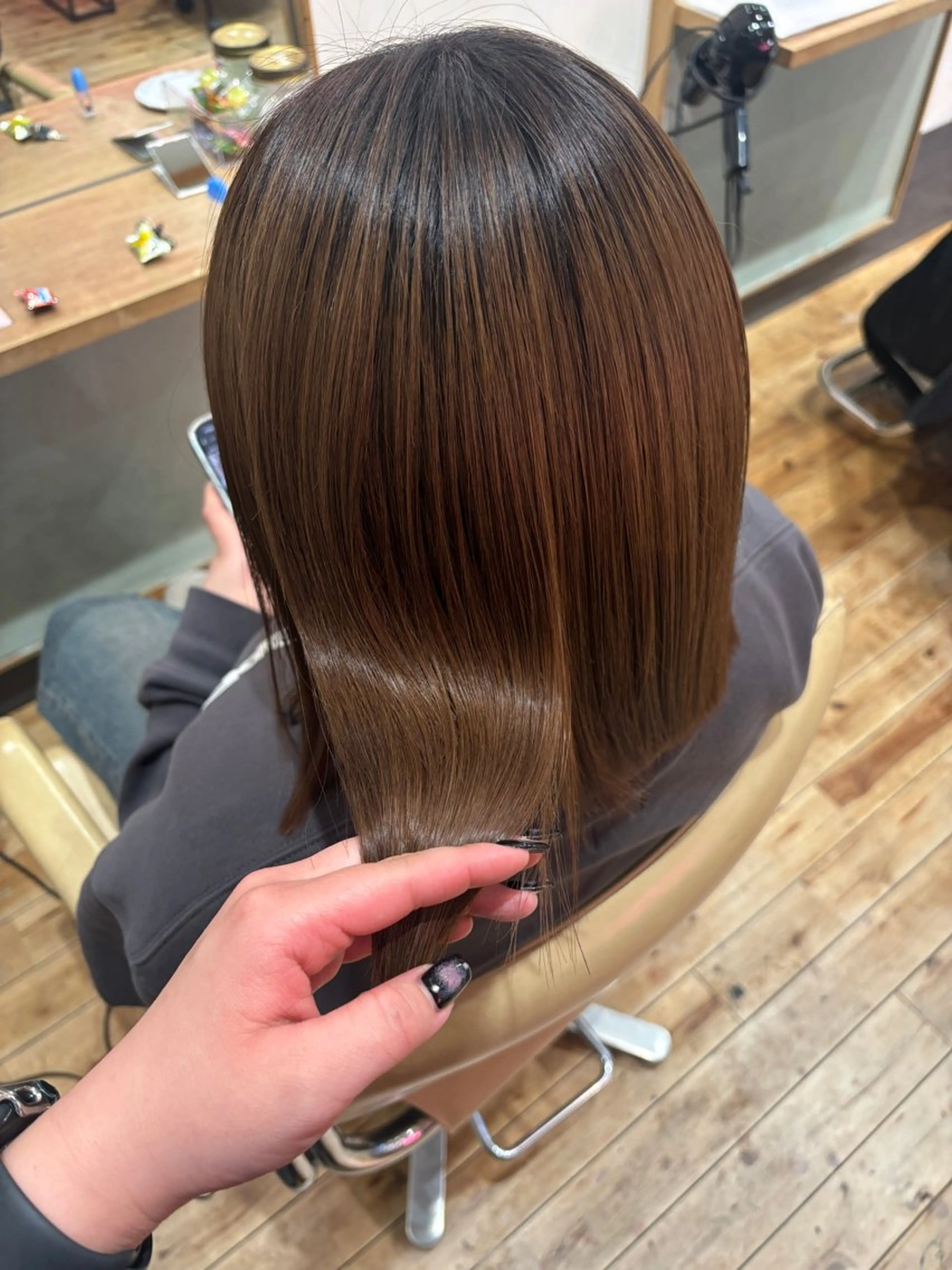 ミディアム トリートメント ️🩵RINKA/ ハイトーンカラー🩵のヘアスタイル