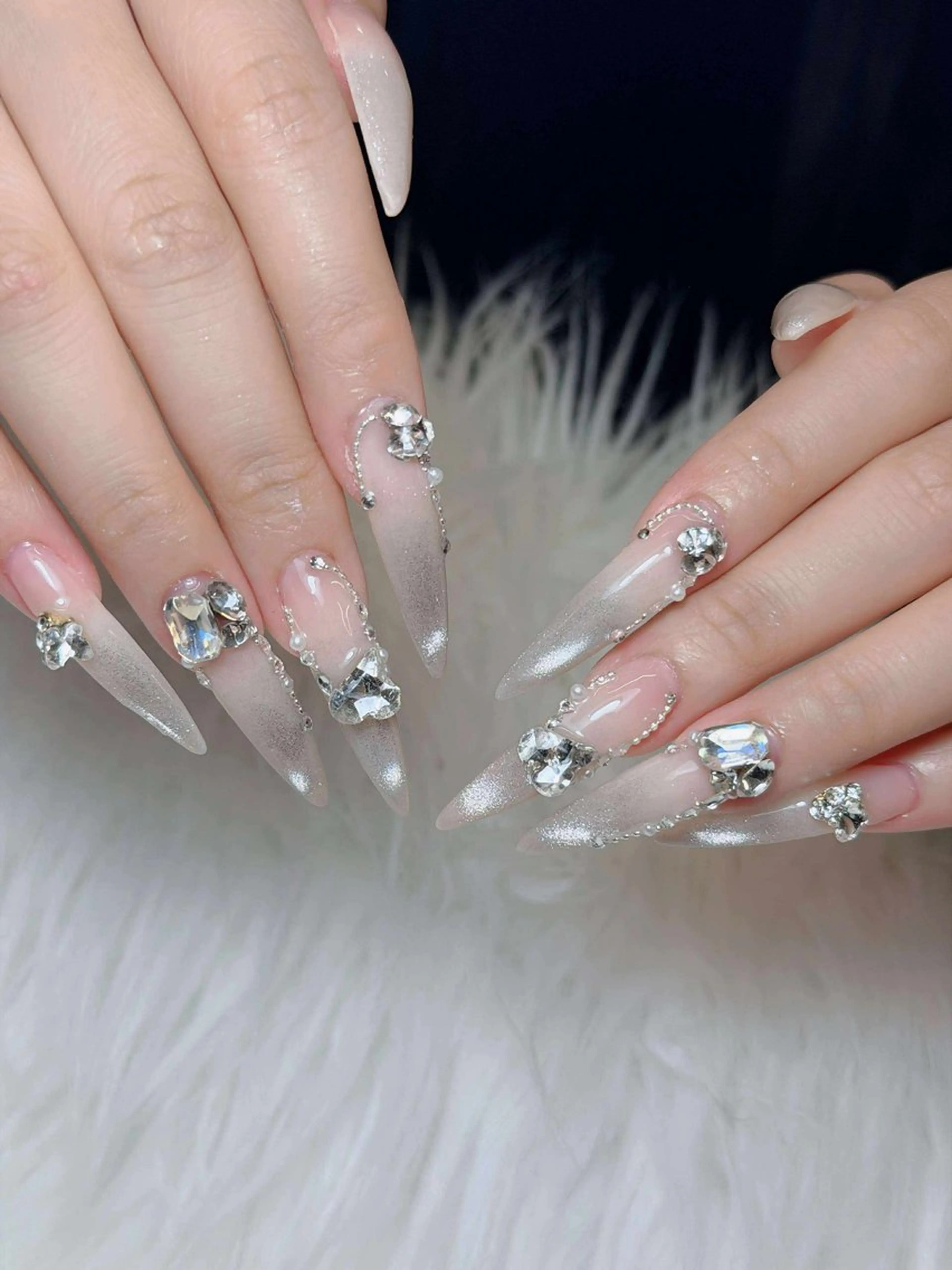 ネイル オーロラネイル チークネイル フットネイル フレンチネイル 韓国ネイル ハンドネイル Lumi Nailのネイルデザイン