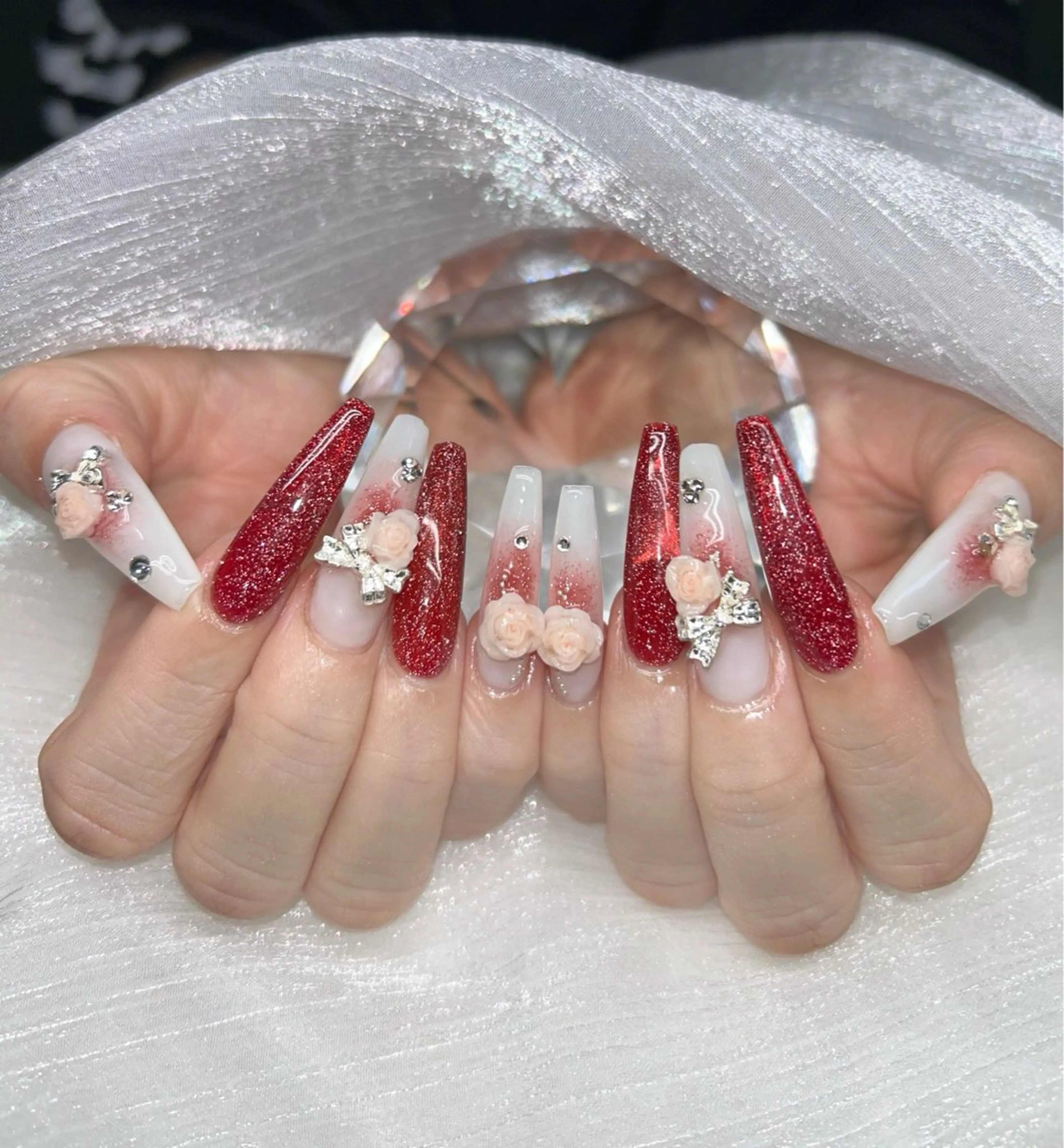 ネイル アートネイル オーロラネイル チークネイル 長さ出し フットネイル ハンドネイル Chan nailsのネイルデザイン