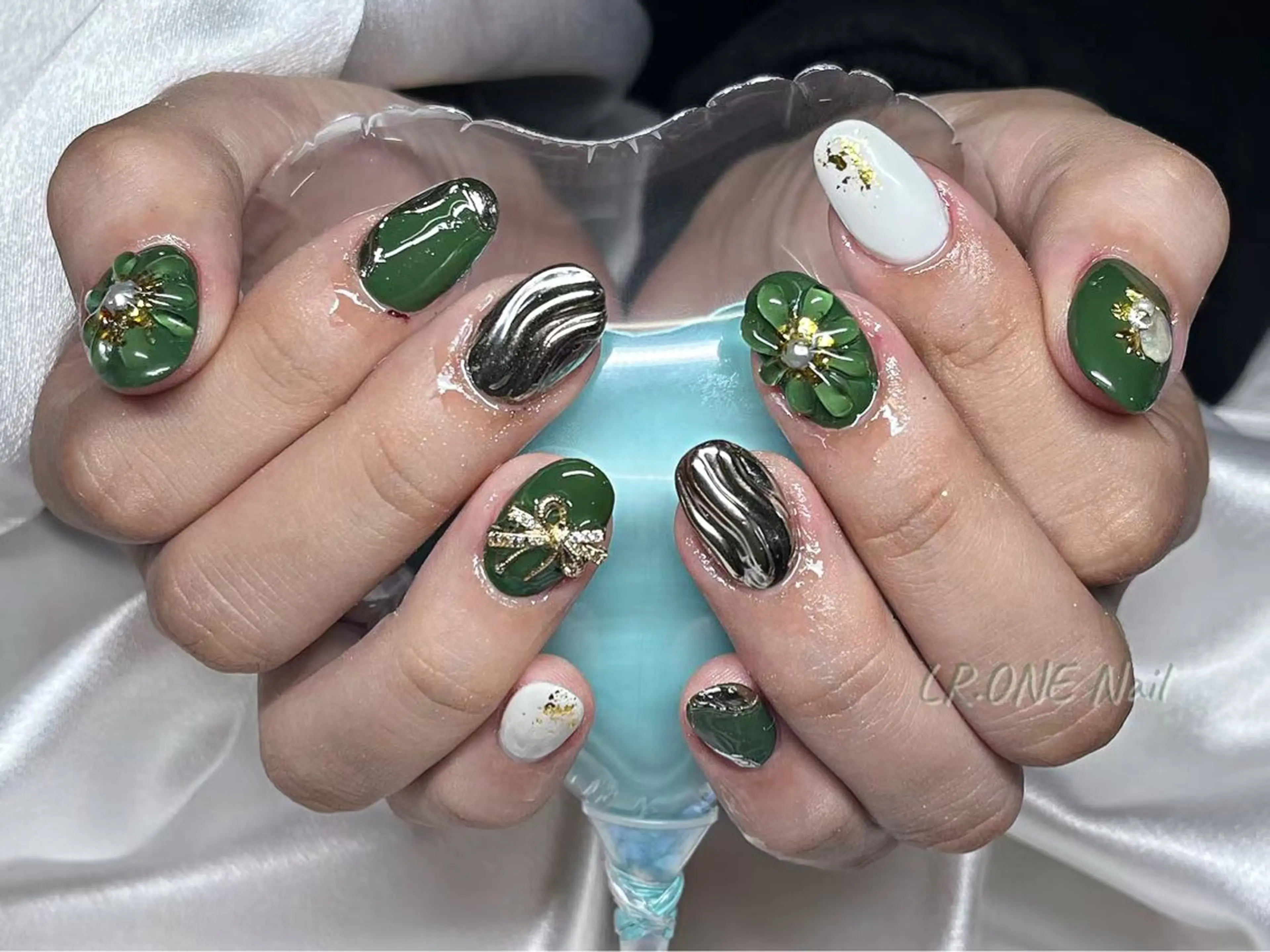 ネイル LR.ONE ヨウのネイルデザイン