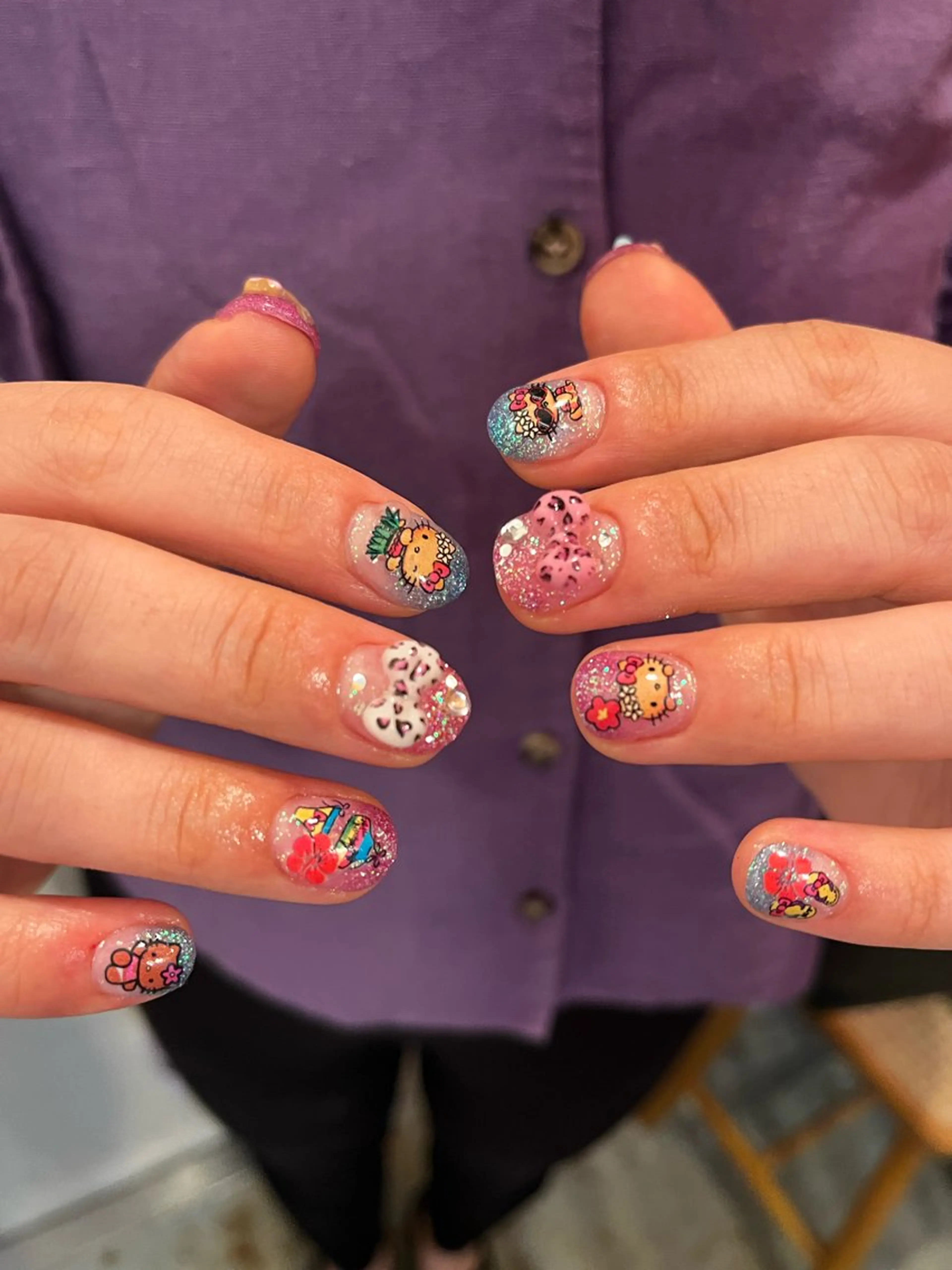 ネイル 文 /個性派ネイルのネイルデザイン