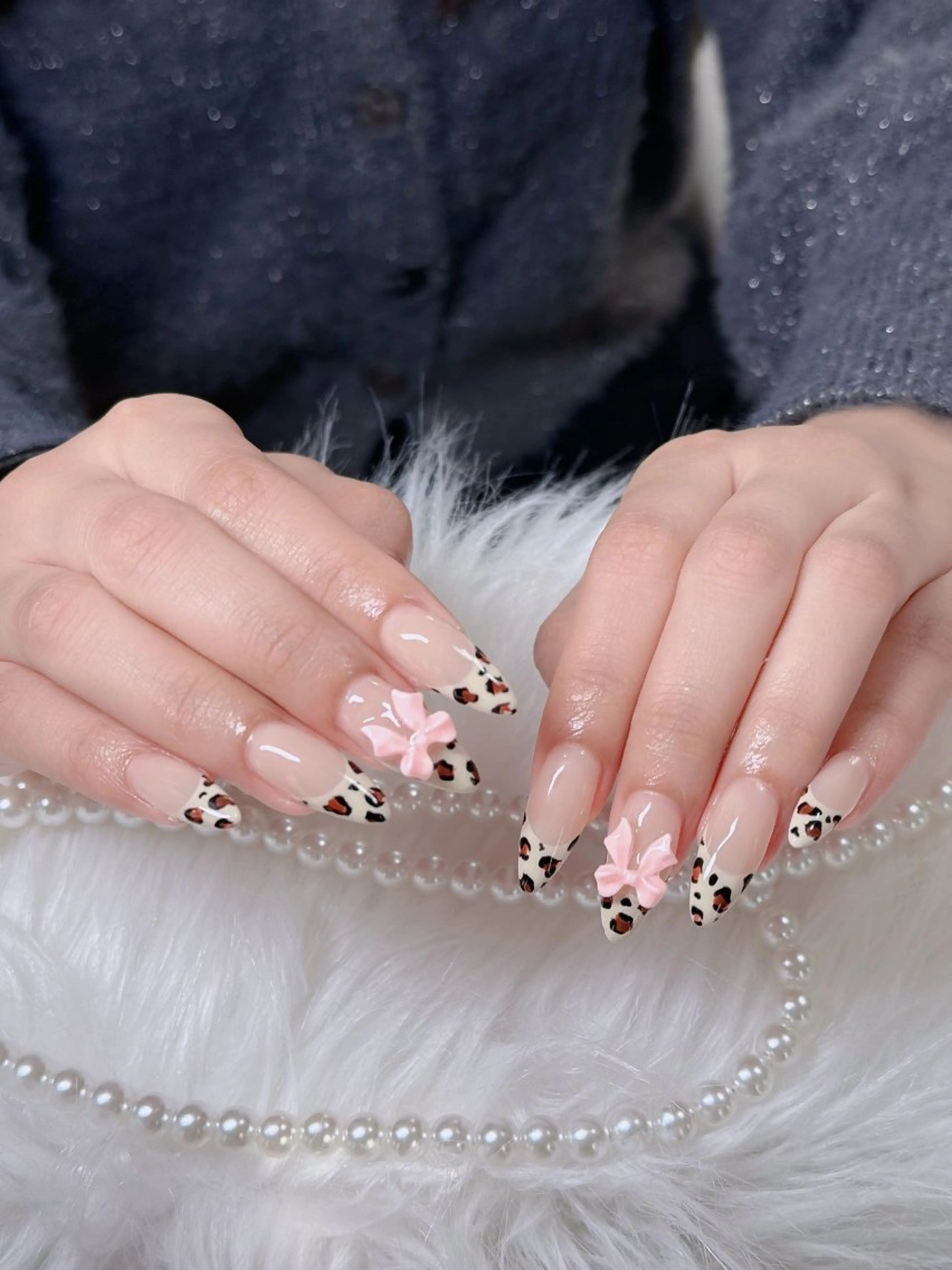 ネイル フレンチネイル ジェルネイル ハロウィン キラキラネイル 韓国ネイル H.baby Nail Salonのネイルデザイン