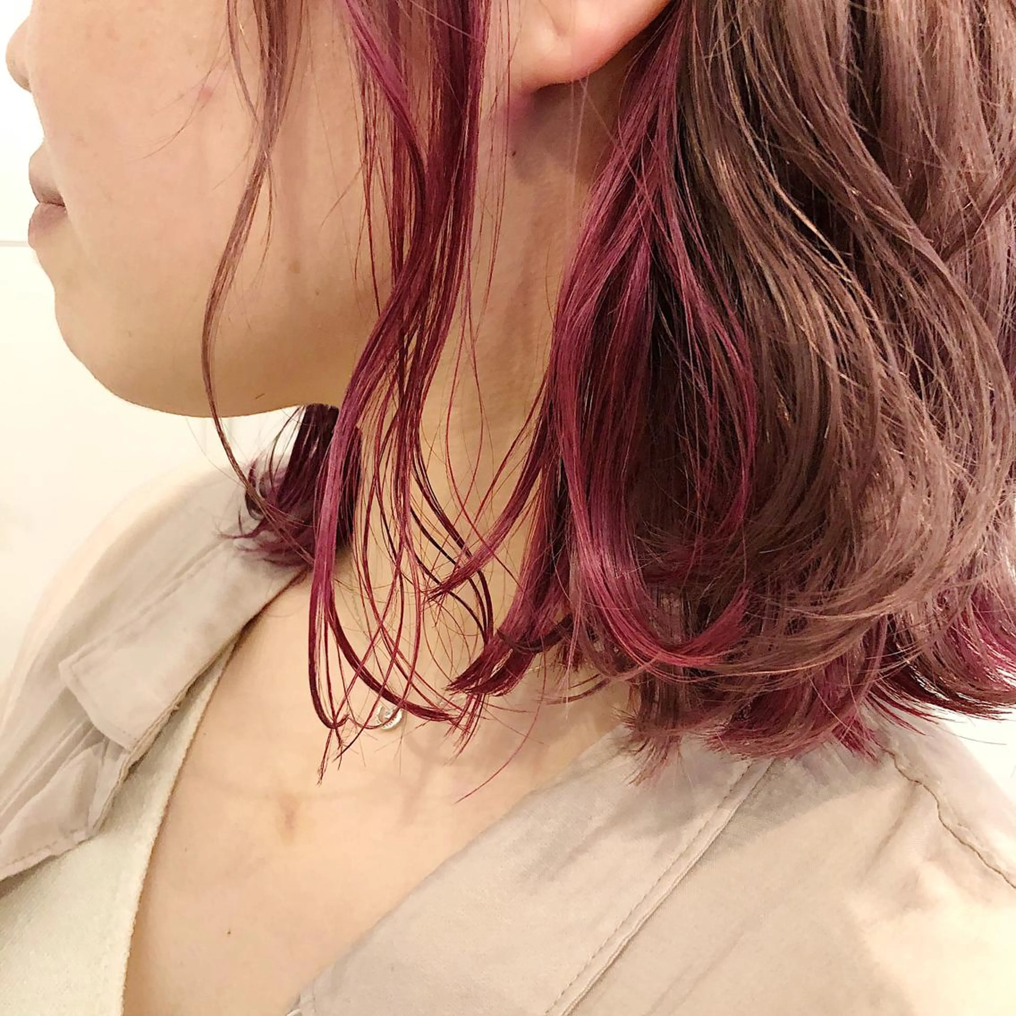 カラー 大迫 江梨のヘアスタイル