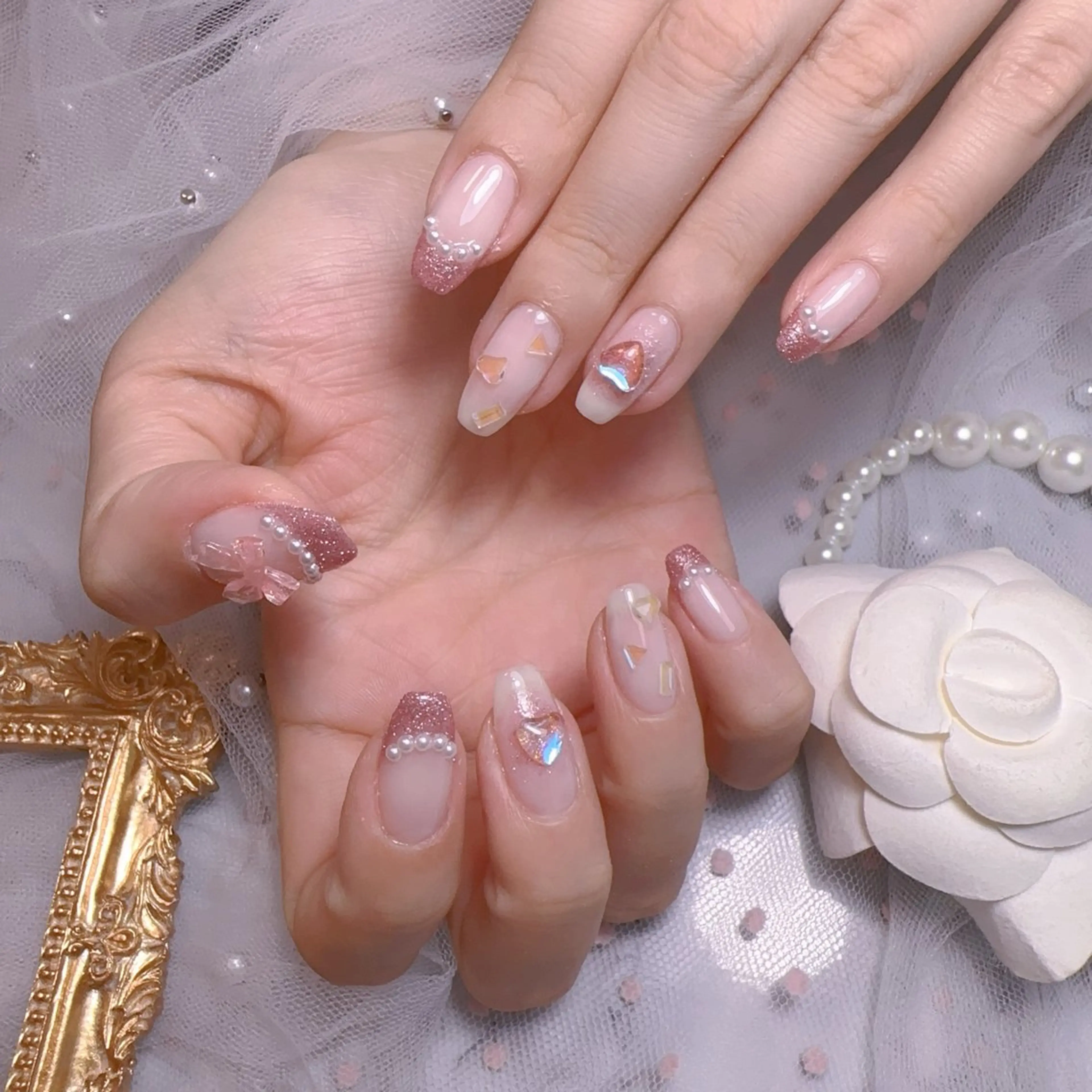 ネイル オーロラネイル フットネイル 韓国ネイル ラメ(グリッター) ラメグラデーション ハンドネイル Belle nail salon 新小岩のネイルデザイン