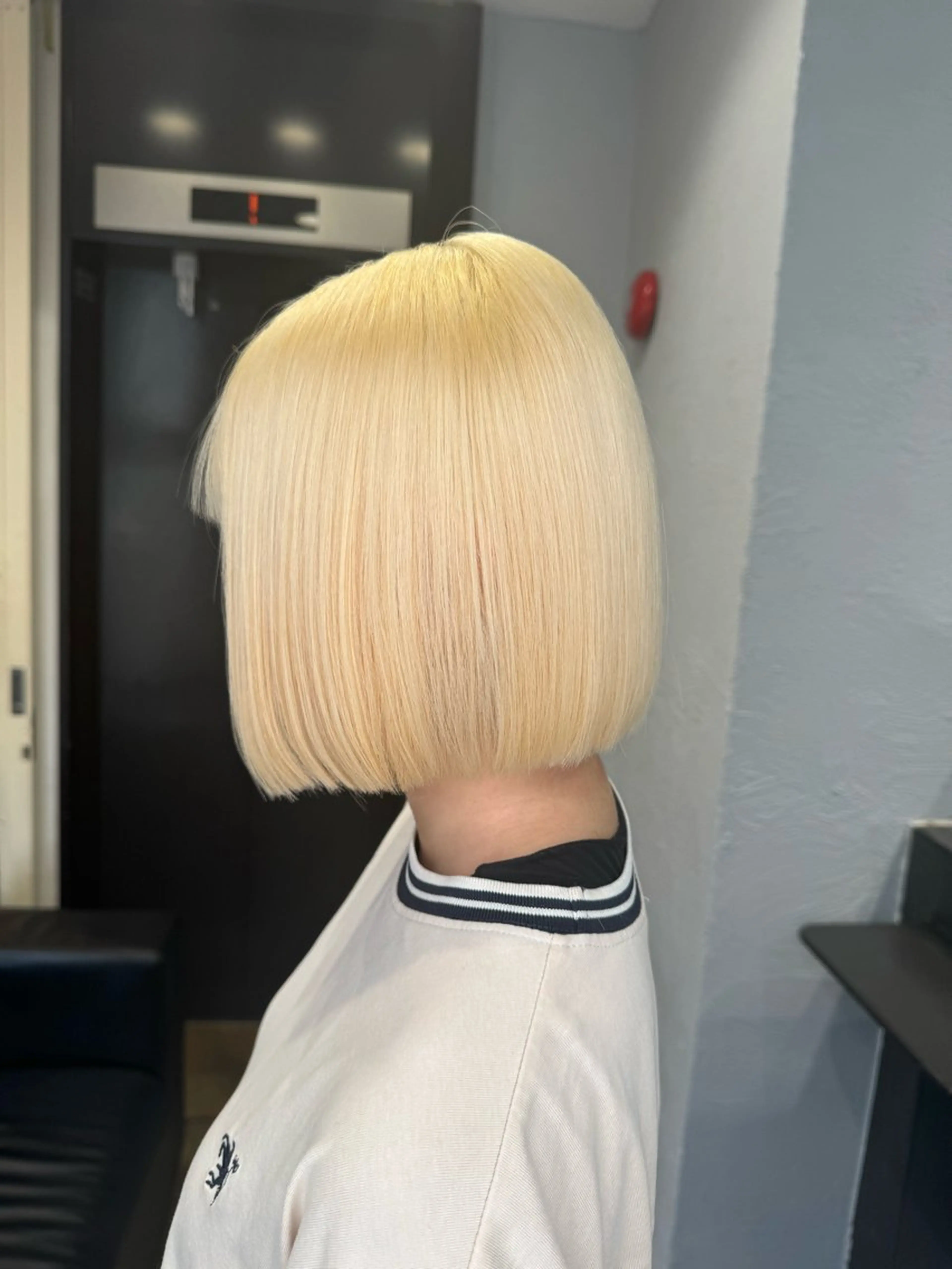 ショート カラー dao/ミルクティー /ブラウン/ブロンドのヘアスタイル