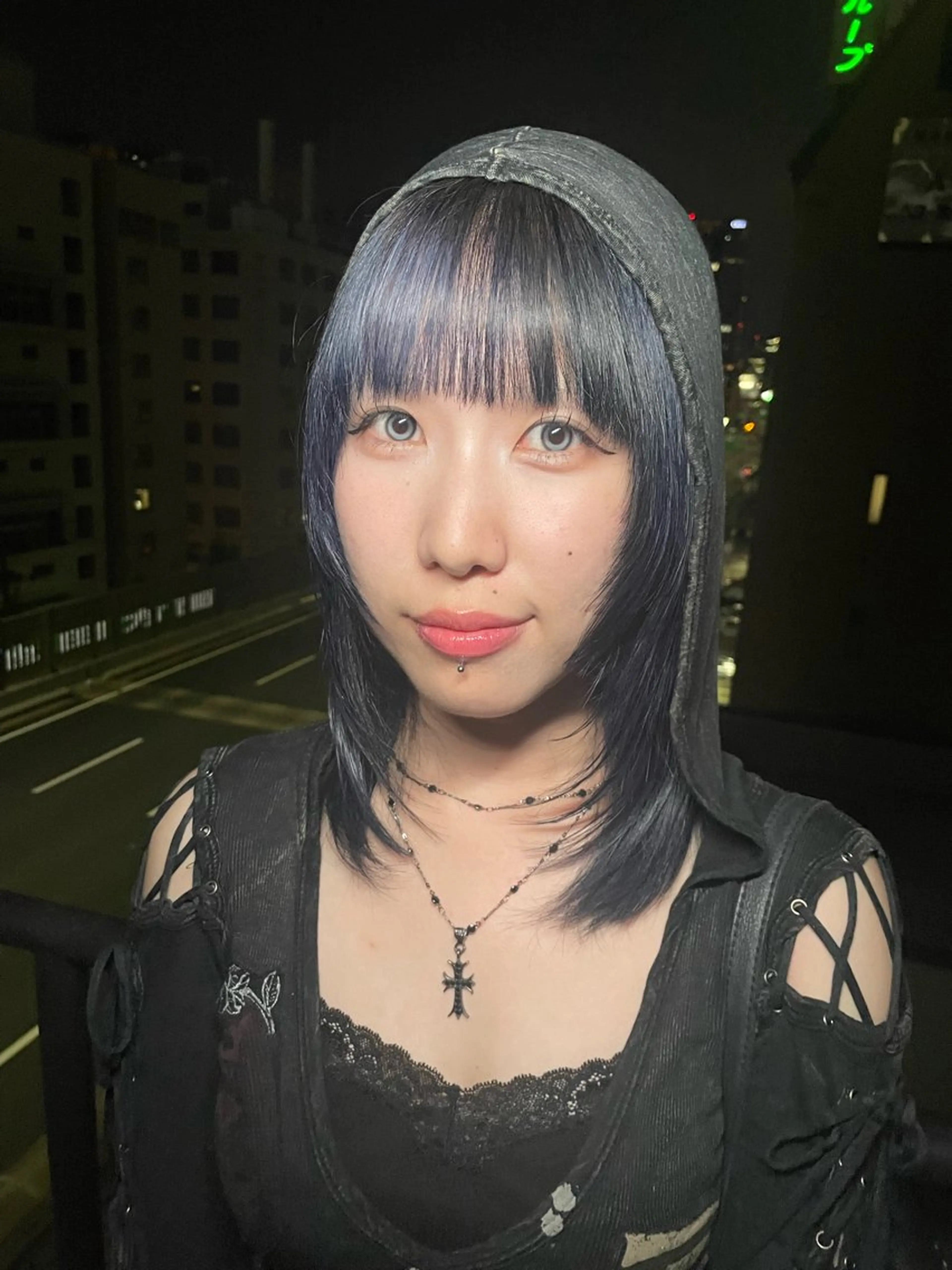 カラー ネイビーカラー デザインカラー/ハイ トーン/konomiのヘアスタイル