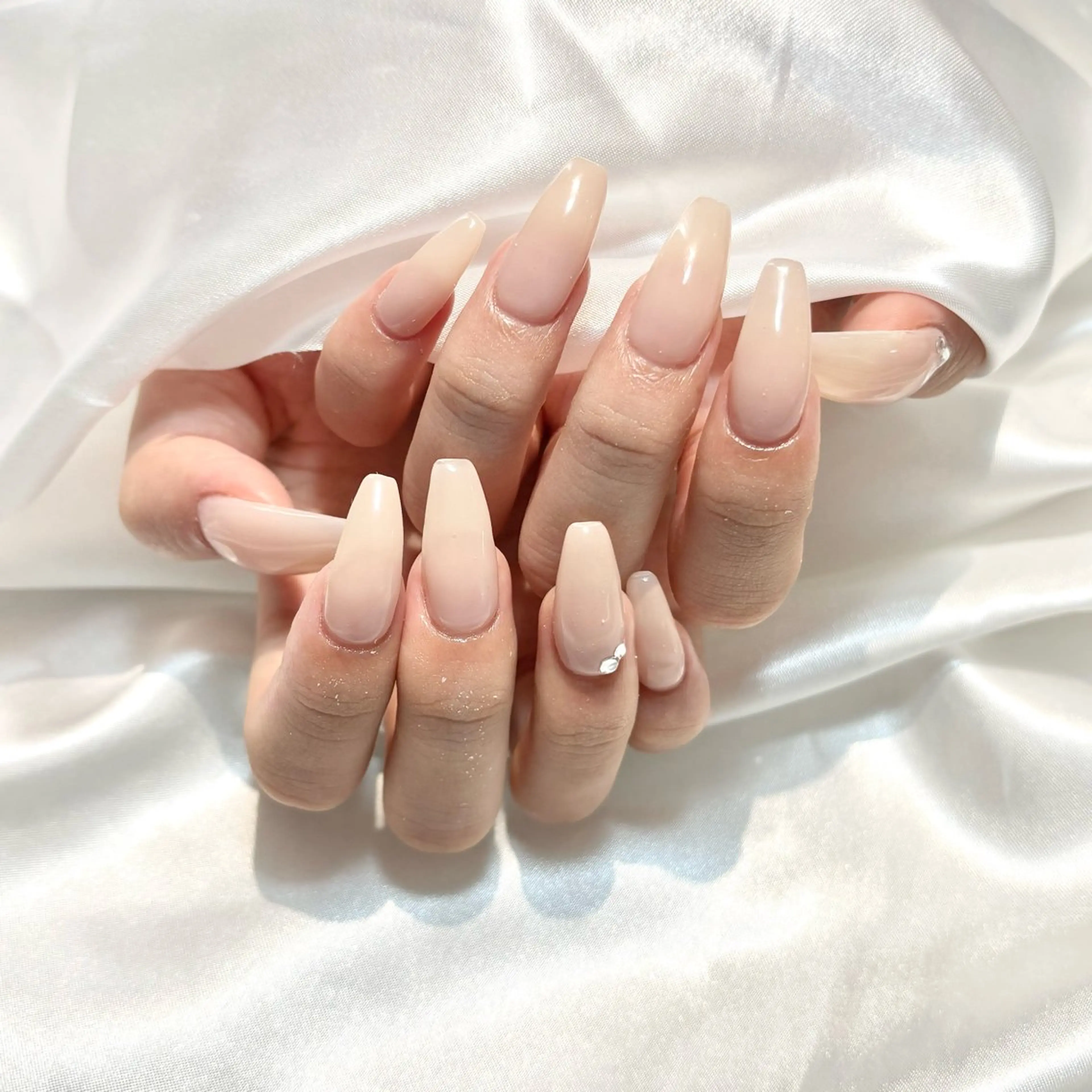 ネイル ハンドネイル WISTERIA moekaのネイルデザイン