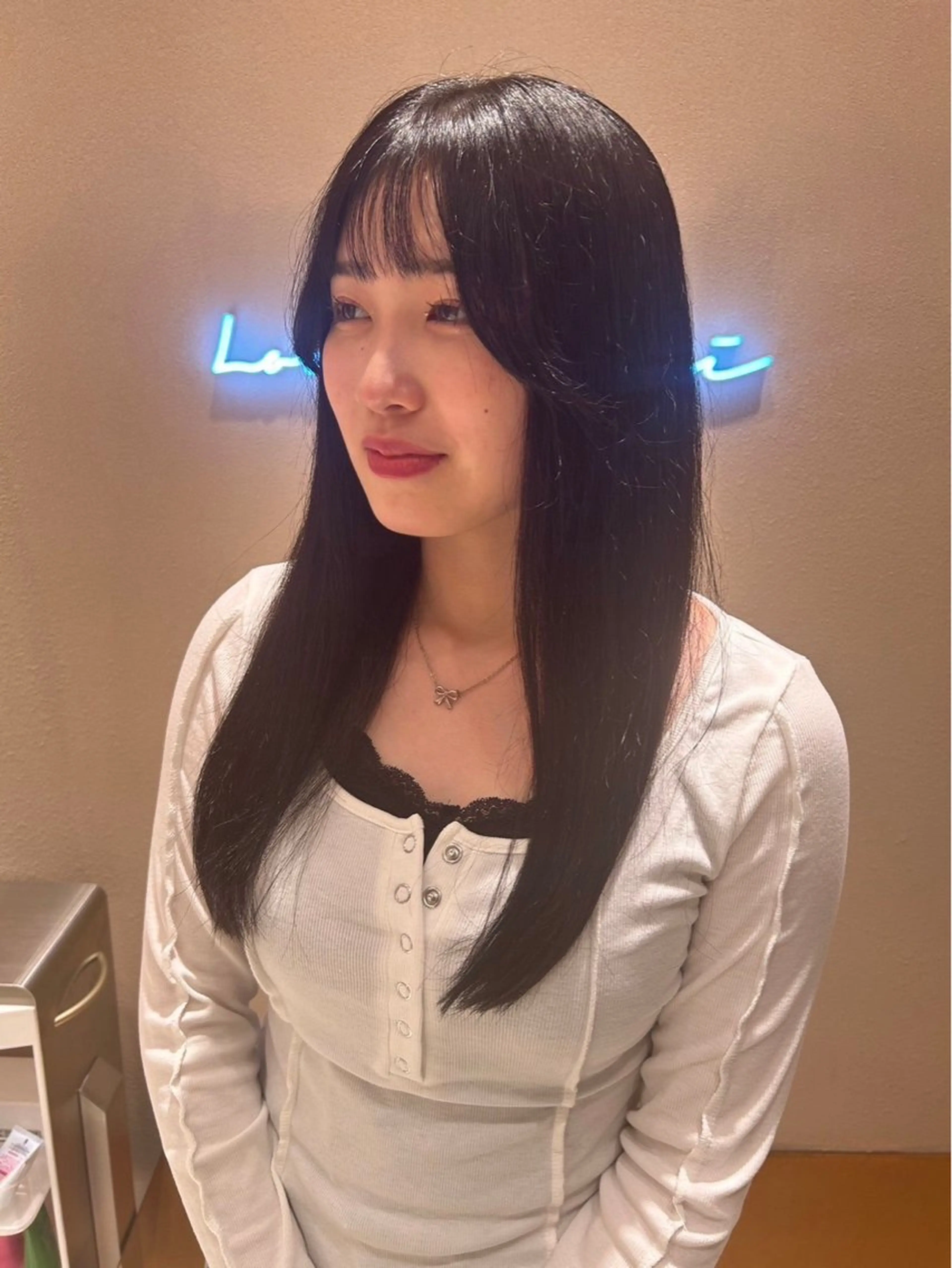 ロング カラー 黒髪 暖色カラ-ෆ˚顔周り 🎀ོ白岩亜実🎀ོのヘアスタイル