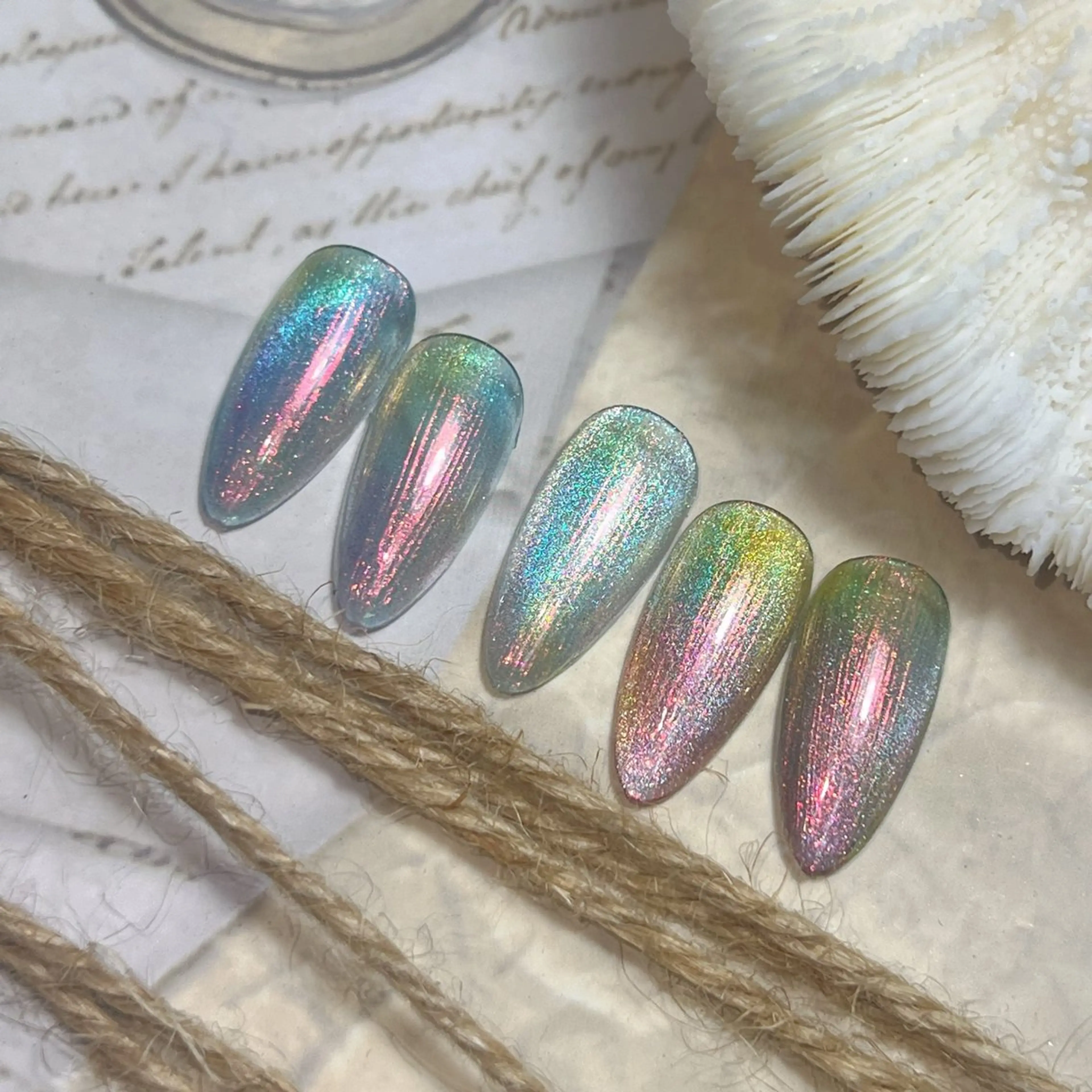 ネイル DOMI　NAIL 💅🏻のネイルデザイン