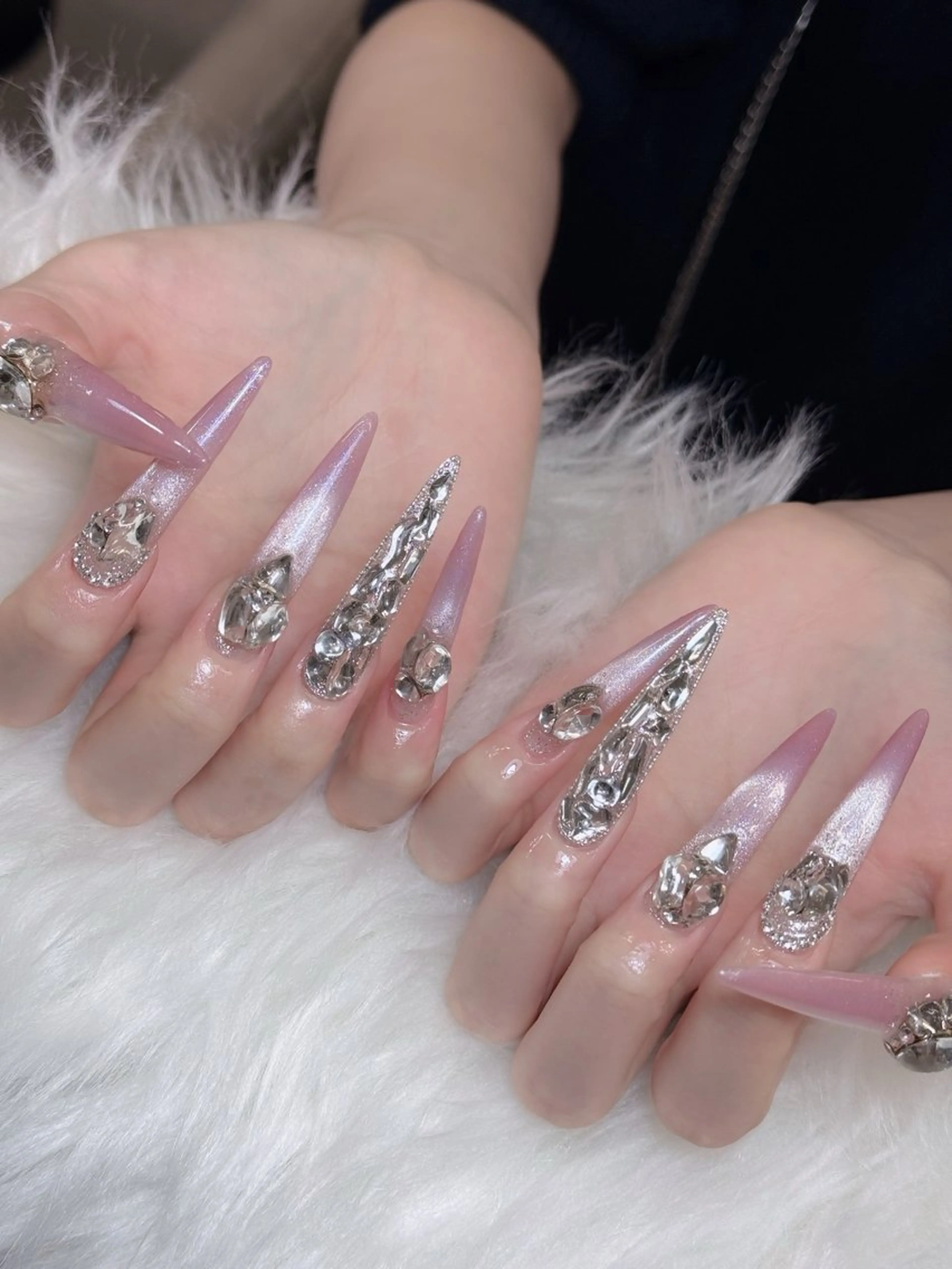 ネイル オーロラネイル チークネイル フットネイル フレンチネイル ハロウィン ハンドネイル Lumi Nail 新大久保3‘のネイルデザイン