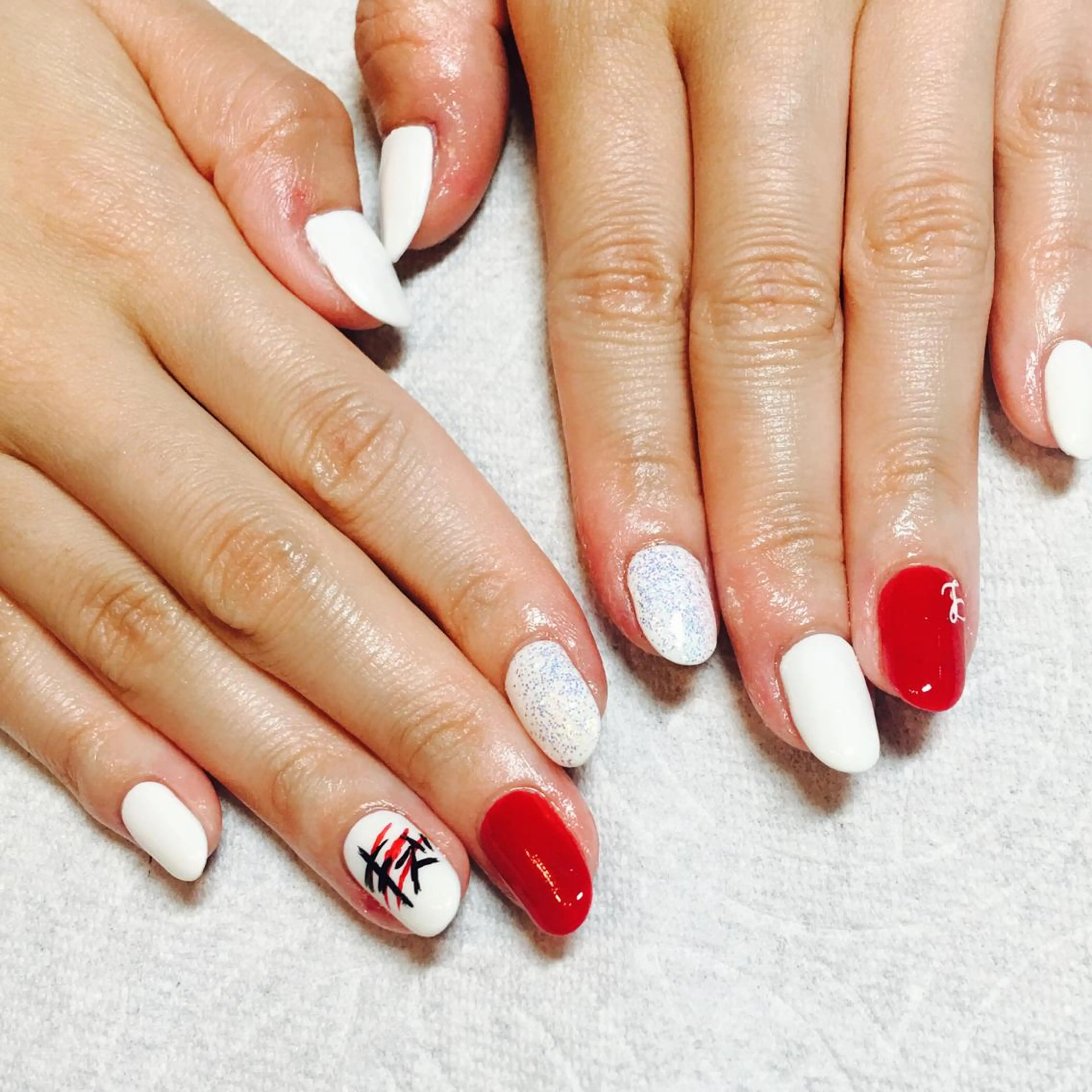 ネイル アートネイル THECOLORS所属・近貞 莉奈のネイルデザイン