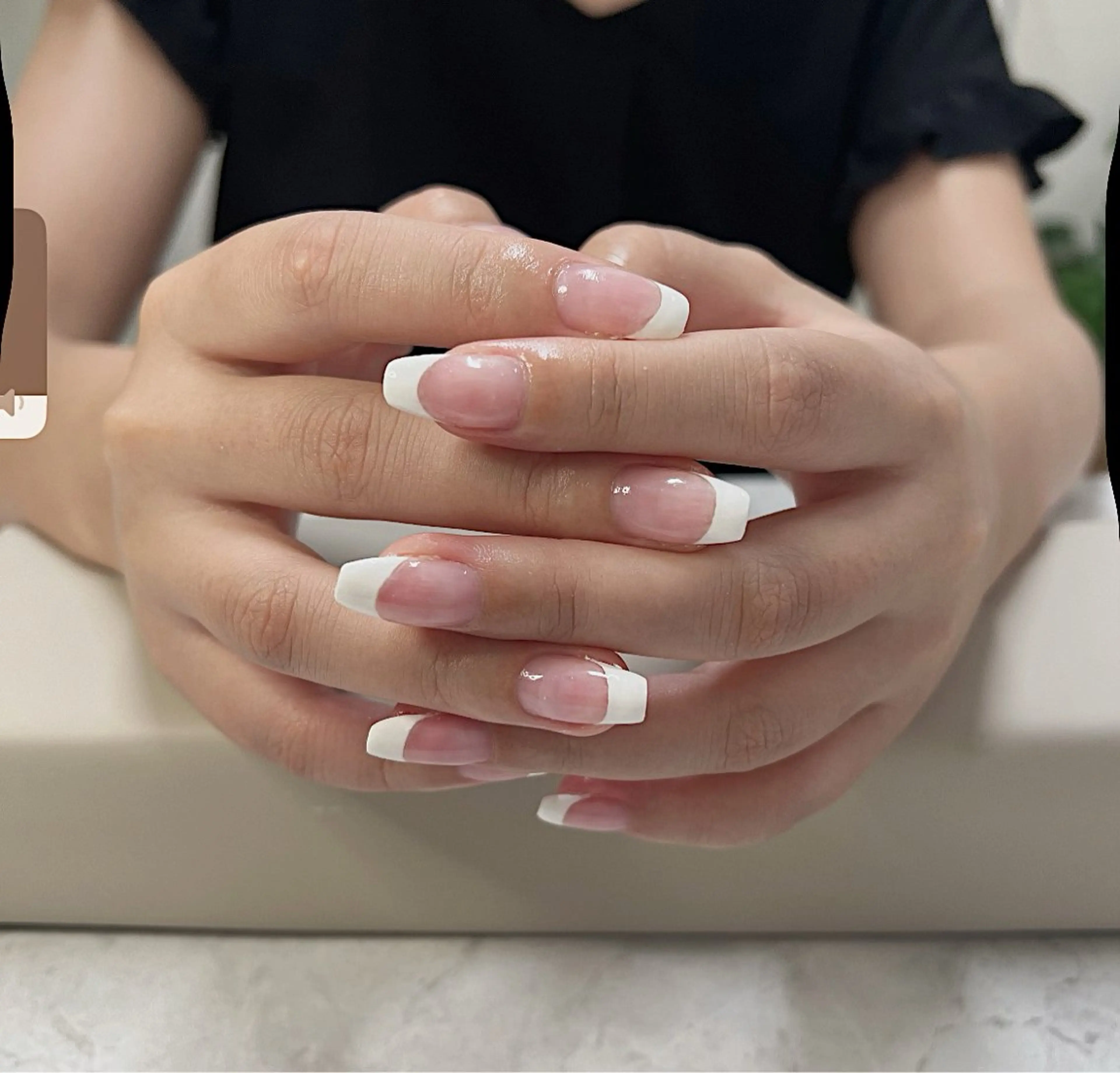 ネイル フレンチネイル sol所属・sol. ¨̮ 𓇼 yunaのネイルデザイン