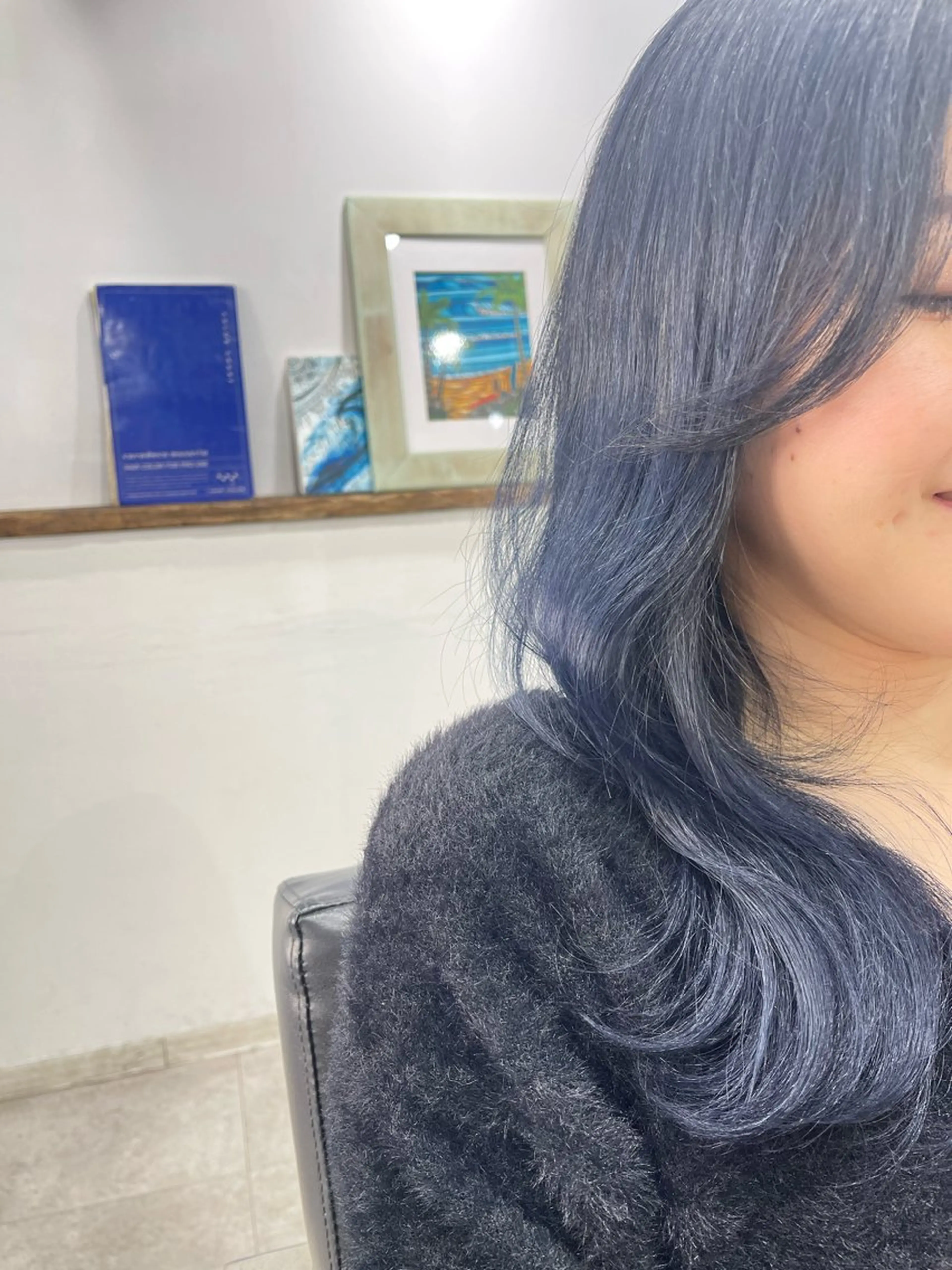 ミディアム カラー ブルーカラー ヘアカラー トリートメント FOLK所属・白髪ぼかしハイライト バレイヤージュヤマトのヘアスタイル