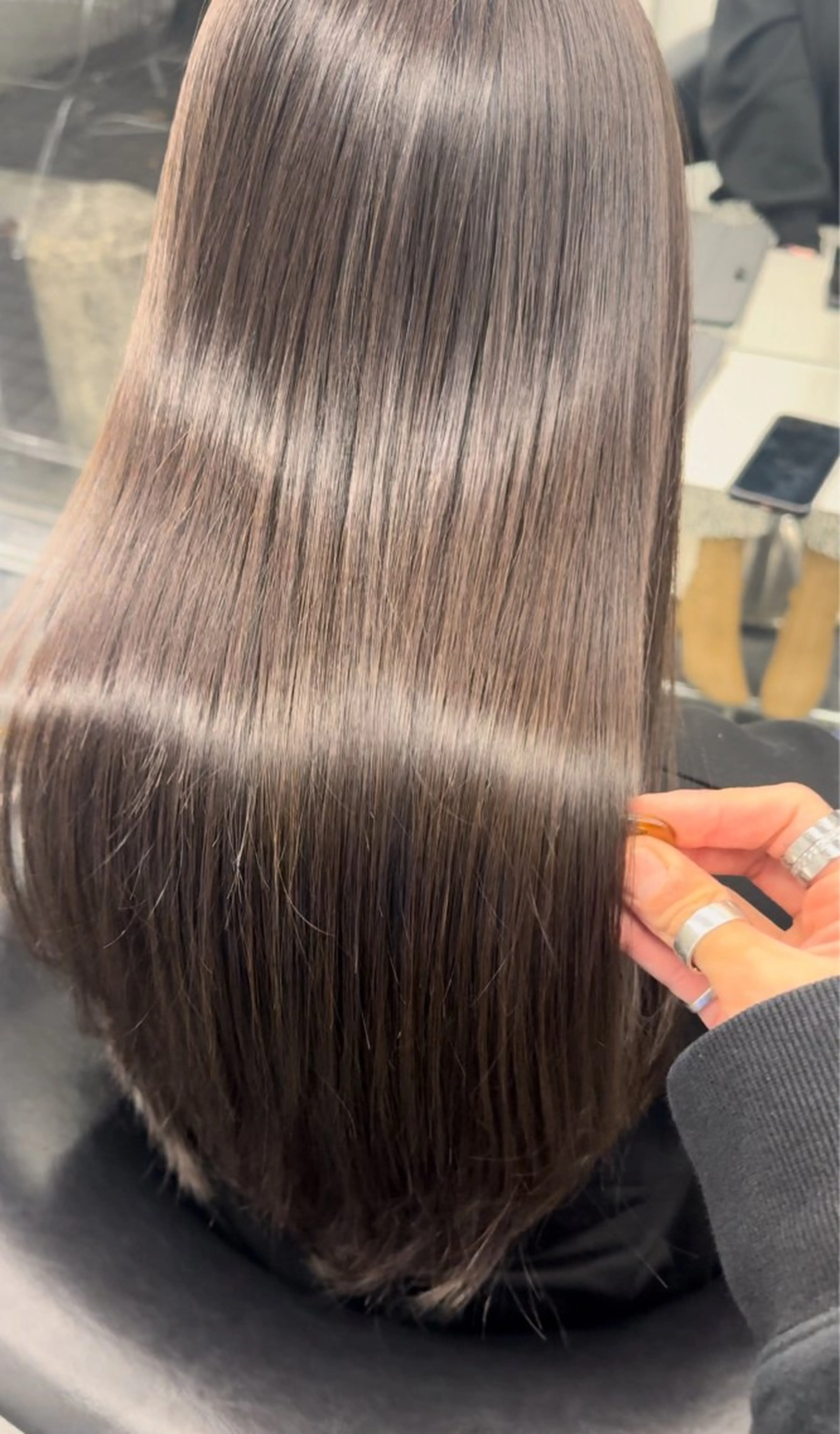 Lond Luna岐阜所属・草野 里奈のヘアスタイル