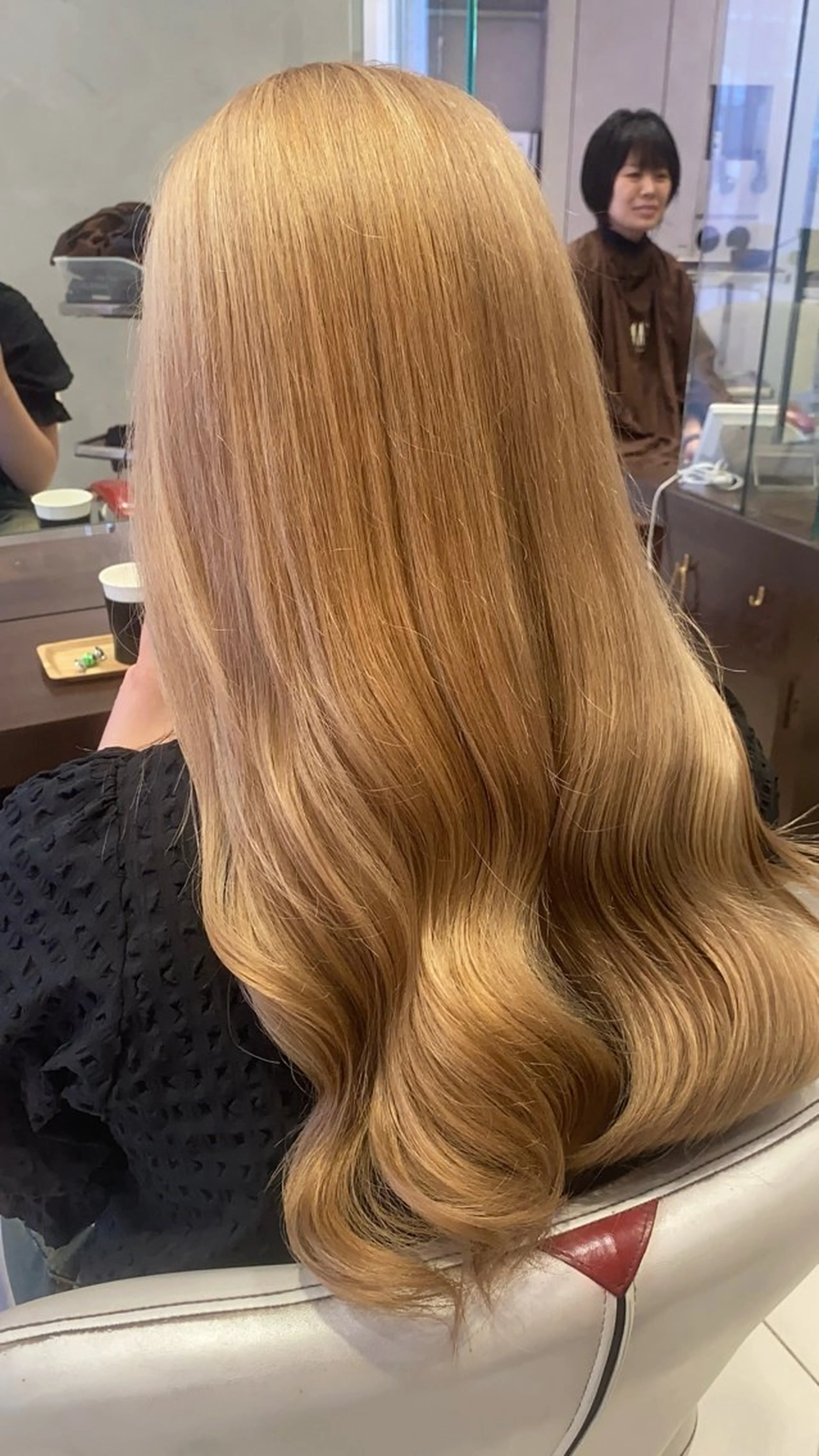 カラー 喜多 心奈のヘアスタイル