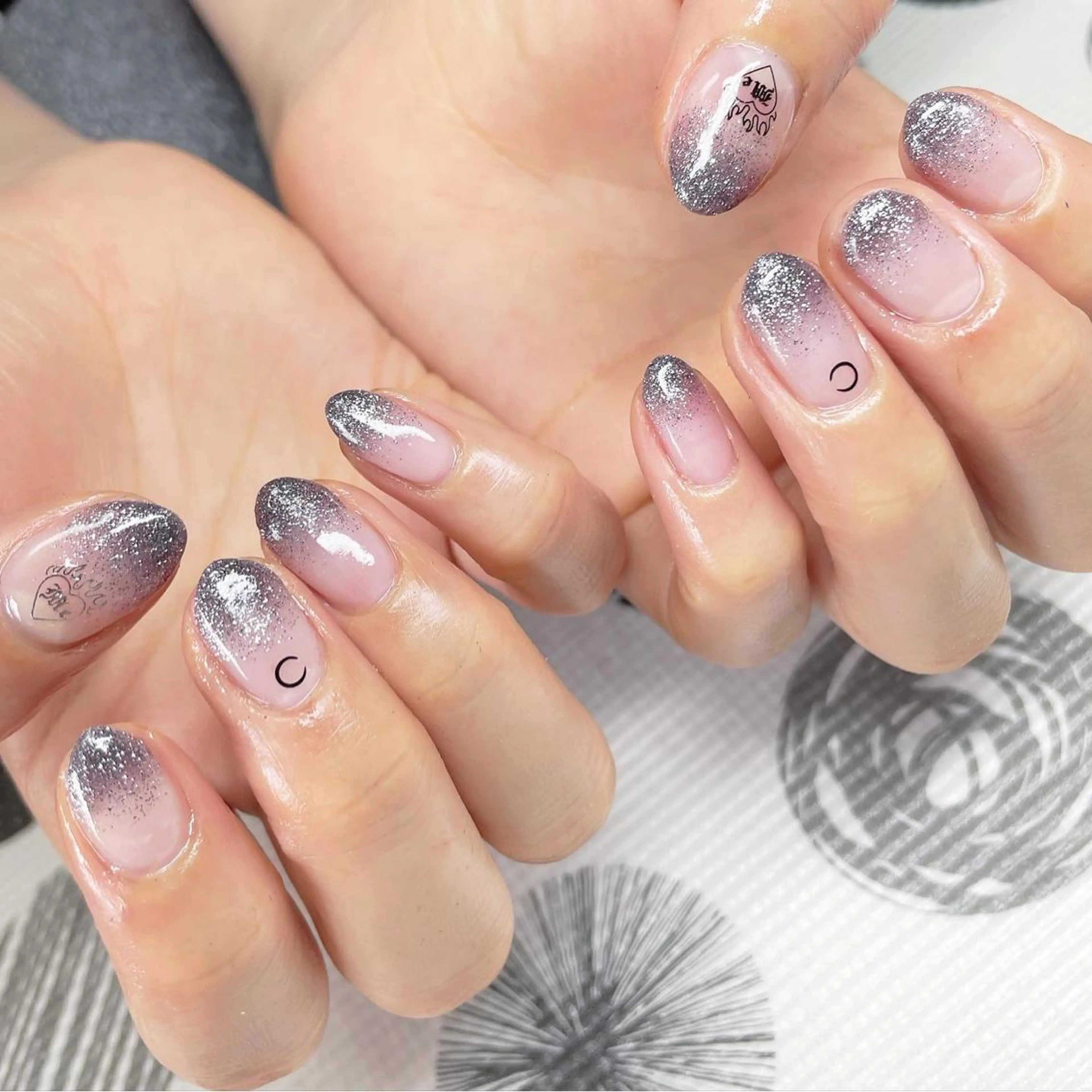 ネイル 加瀬 アンジェリーのネイルデザイン