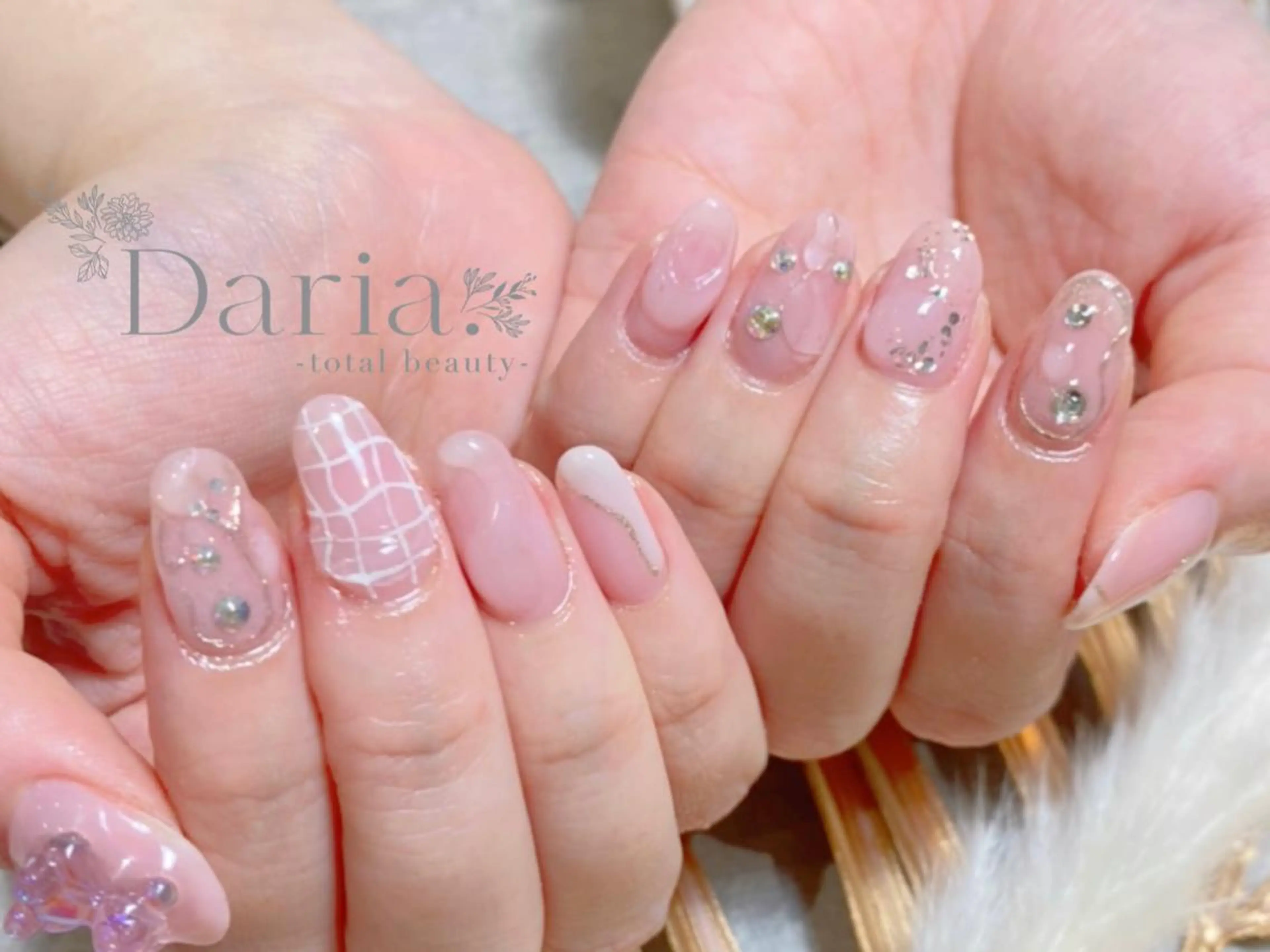 ネイル ジェルネイル 持ち込み Daria. nailのマツエク・マツパデザイン
