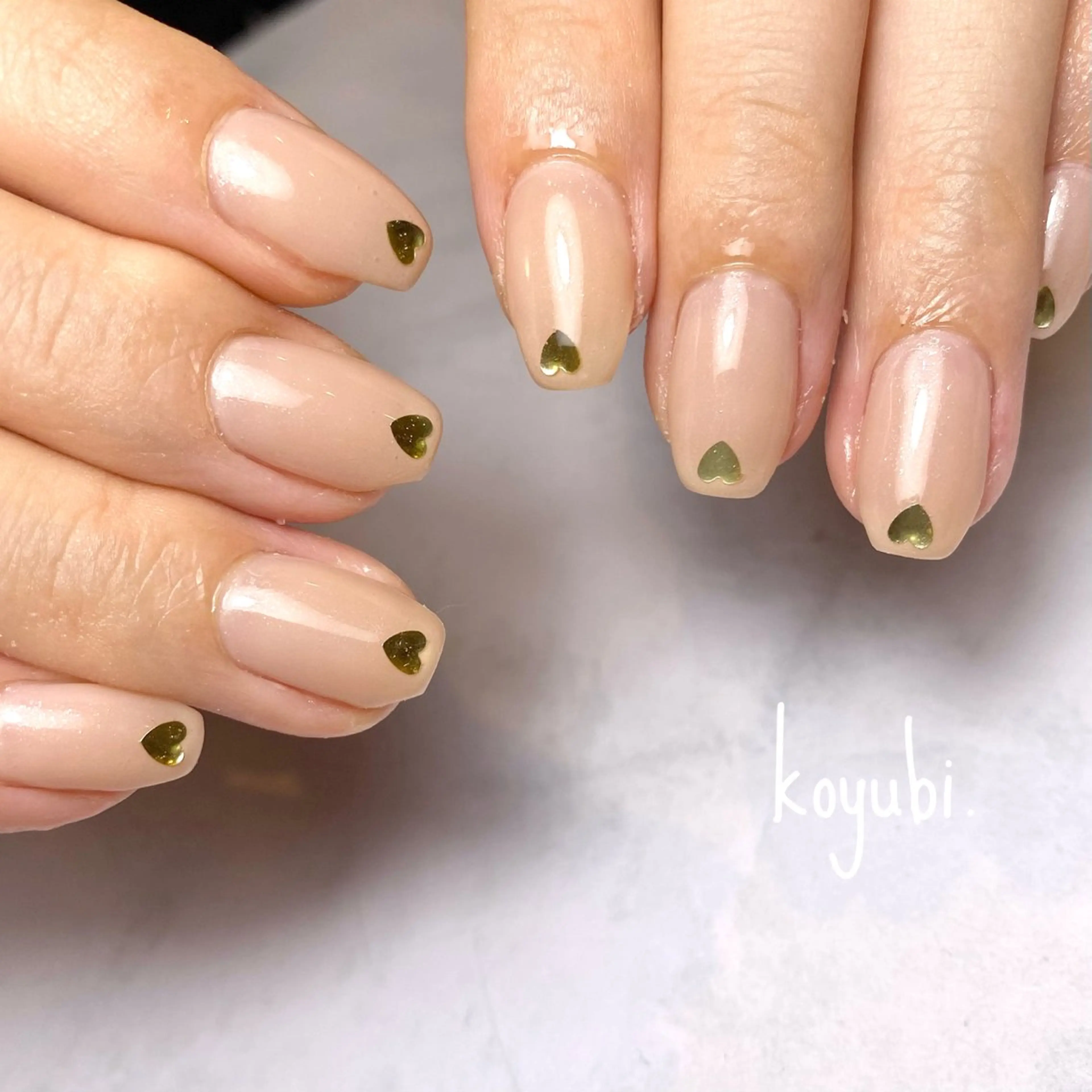 ネイル プライベートネイルサロンkoyubi.所属・新宿南口 hitomiのネイルデザイン