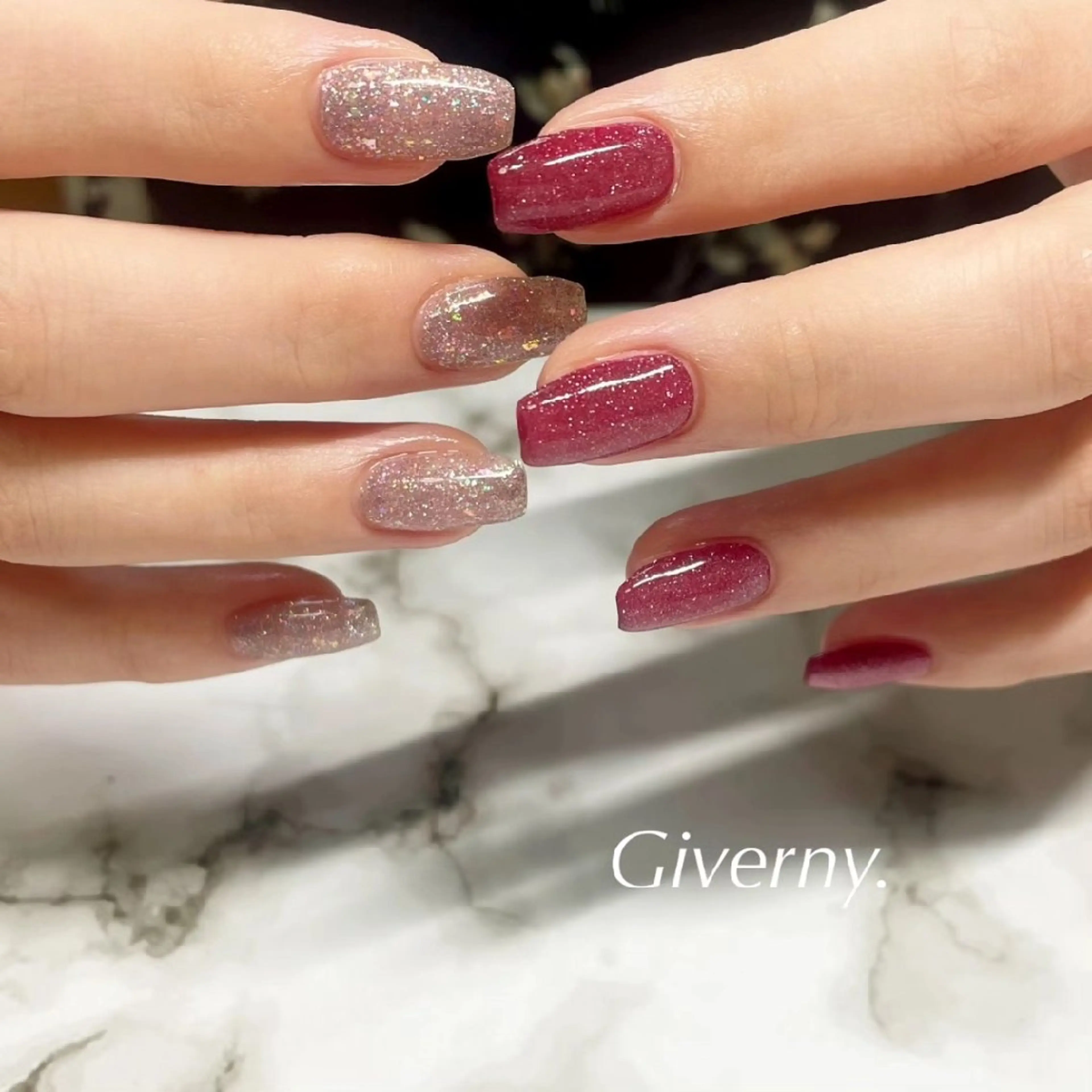 ネイル フラッシュネイル マグネットネイル ハンドネイル Giverny .のネイルデザイン