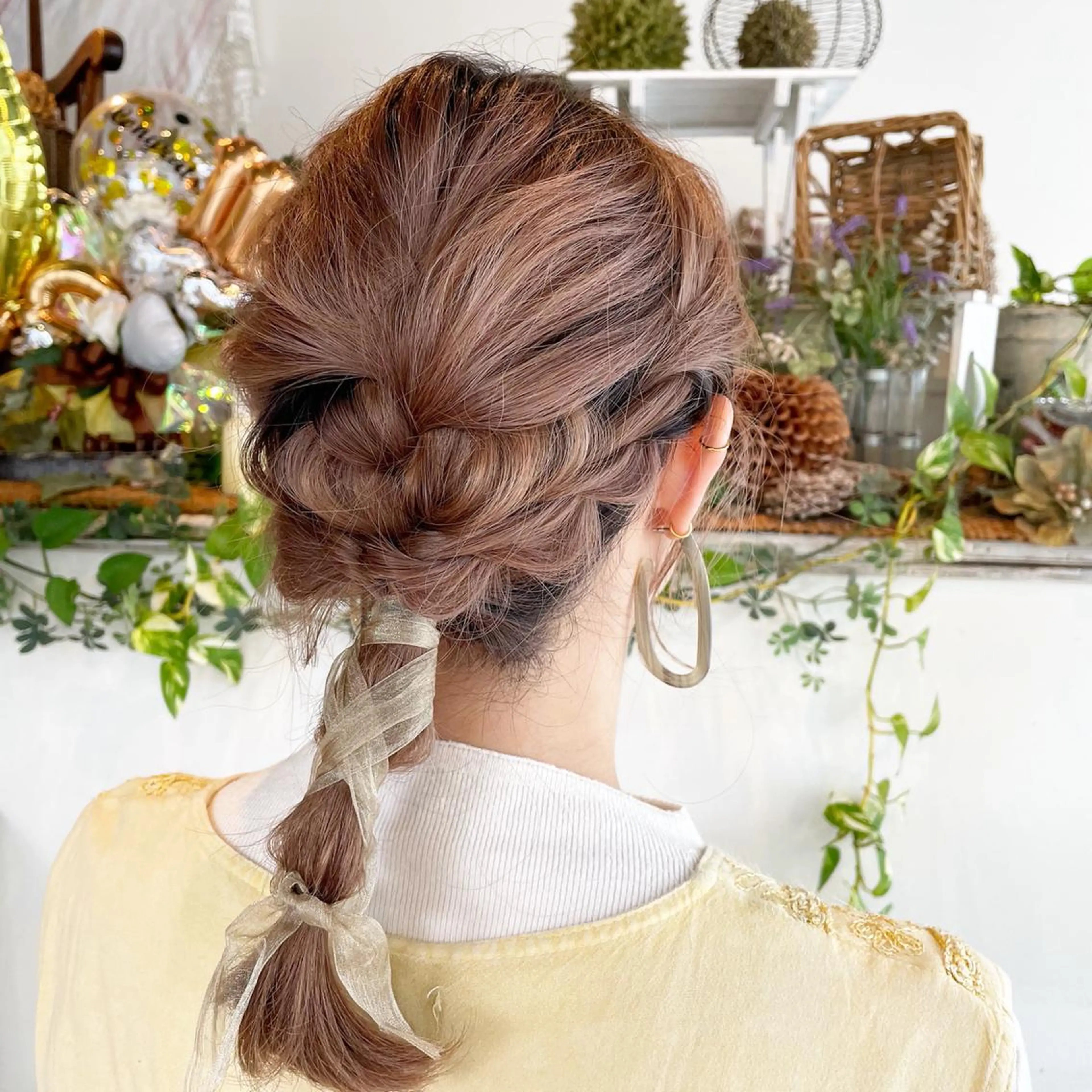 ミディアム カット ヘアカラー トリートメント ::: gally :::のヘアスタイル