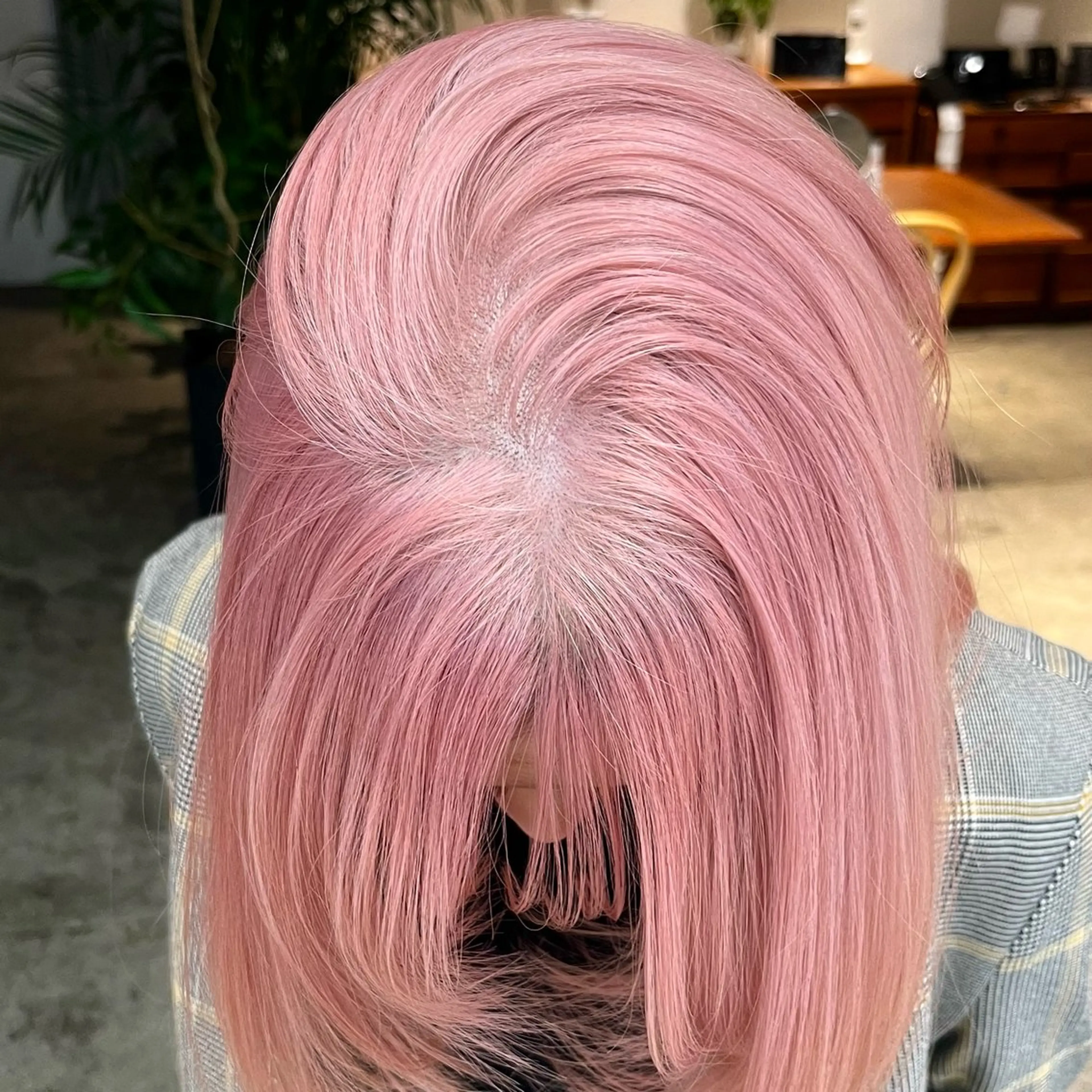 カラー ヘアカラー ウルフとデザイン カラーの神のヘアスタイル