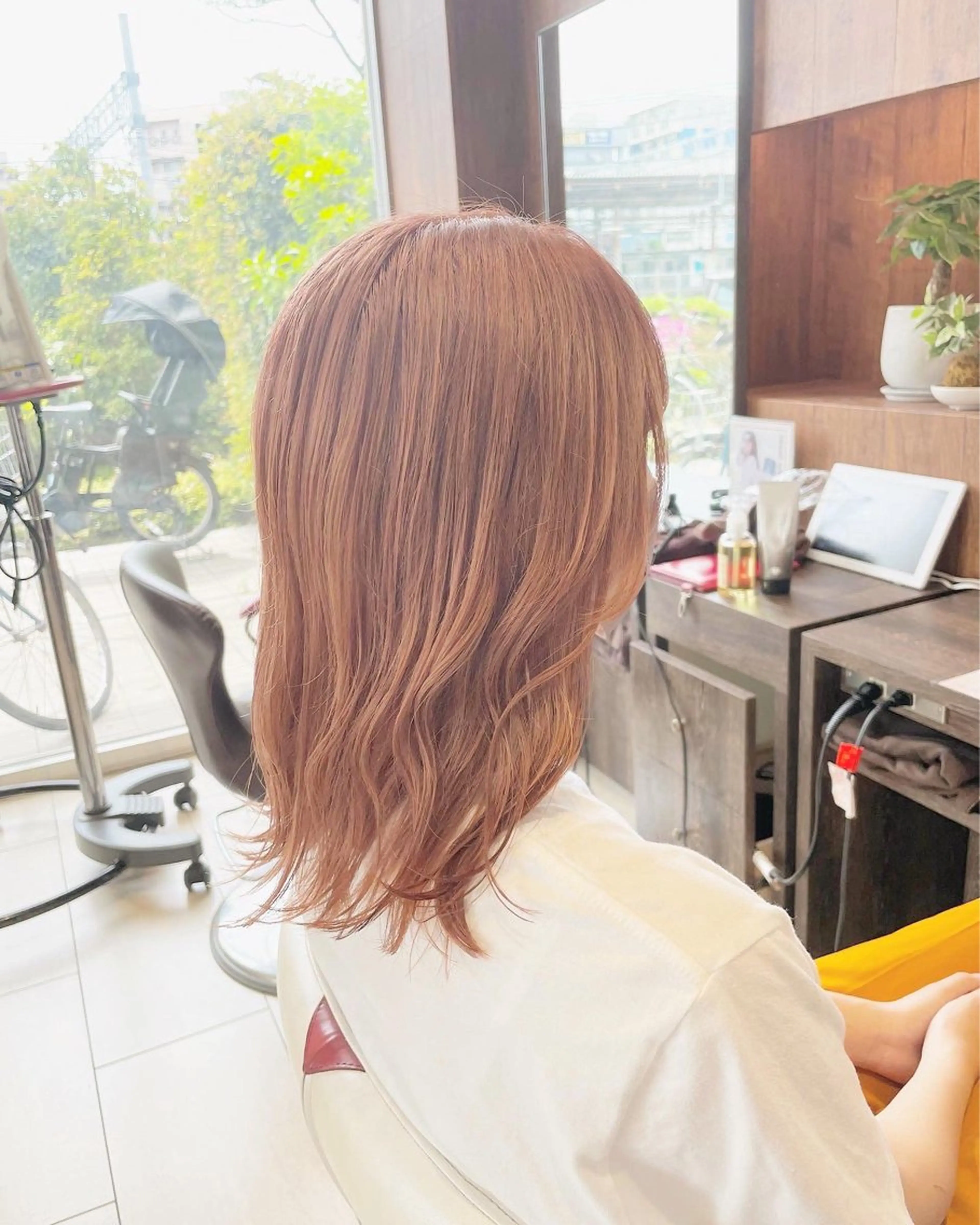 ミディアム カラー sweetroom所属・12月特別価格✨/ 平塚/佐藤郁也のヘアスタイル