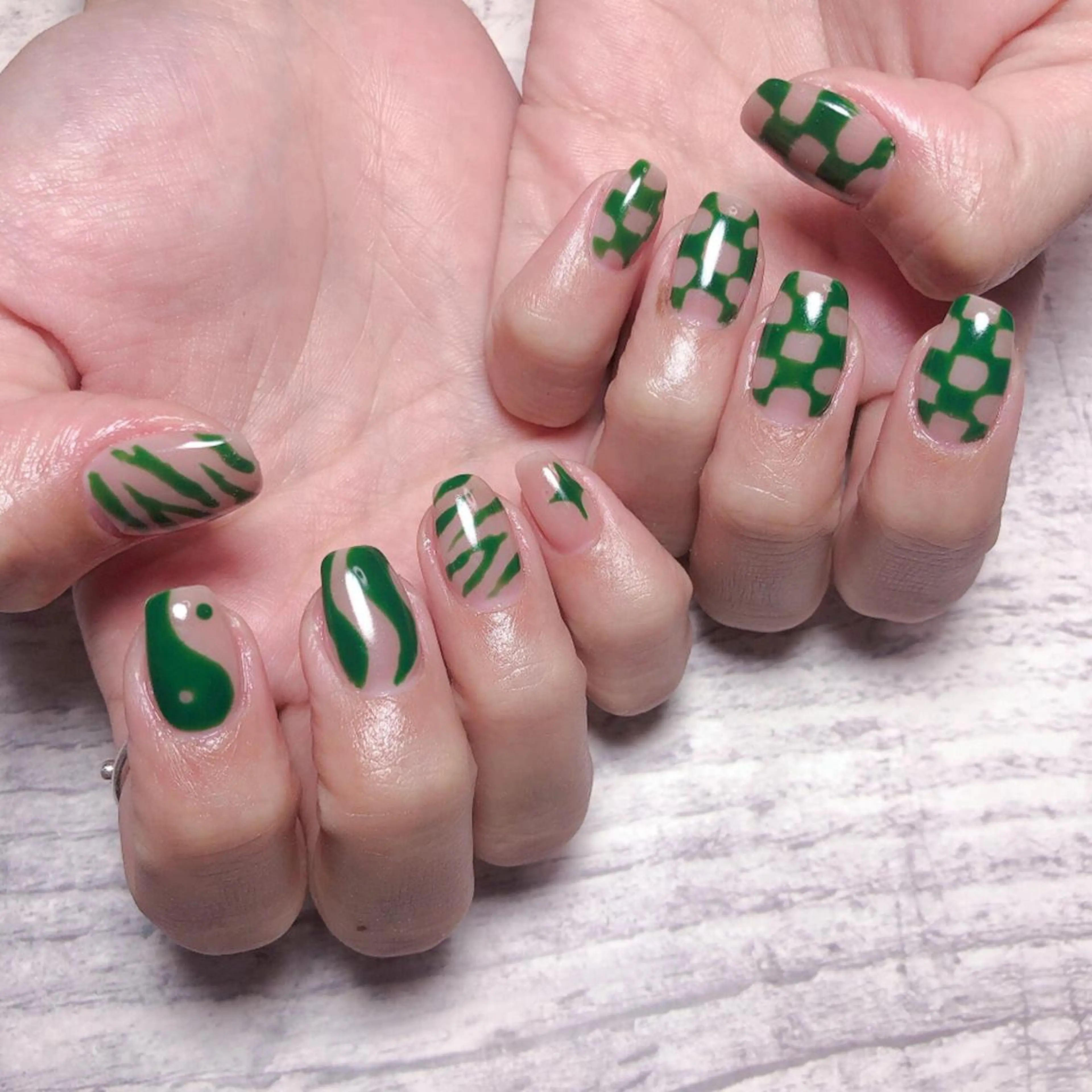 ネイル 個室ネイルサロンDolly  Girl〜ドーリーガール〜所属・DollyGirl KYOKOのネイルデザイン